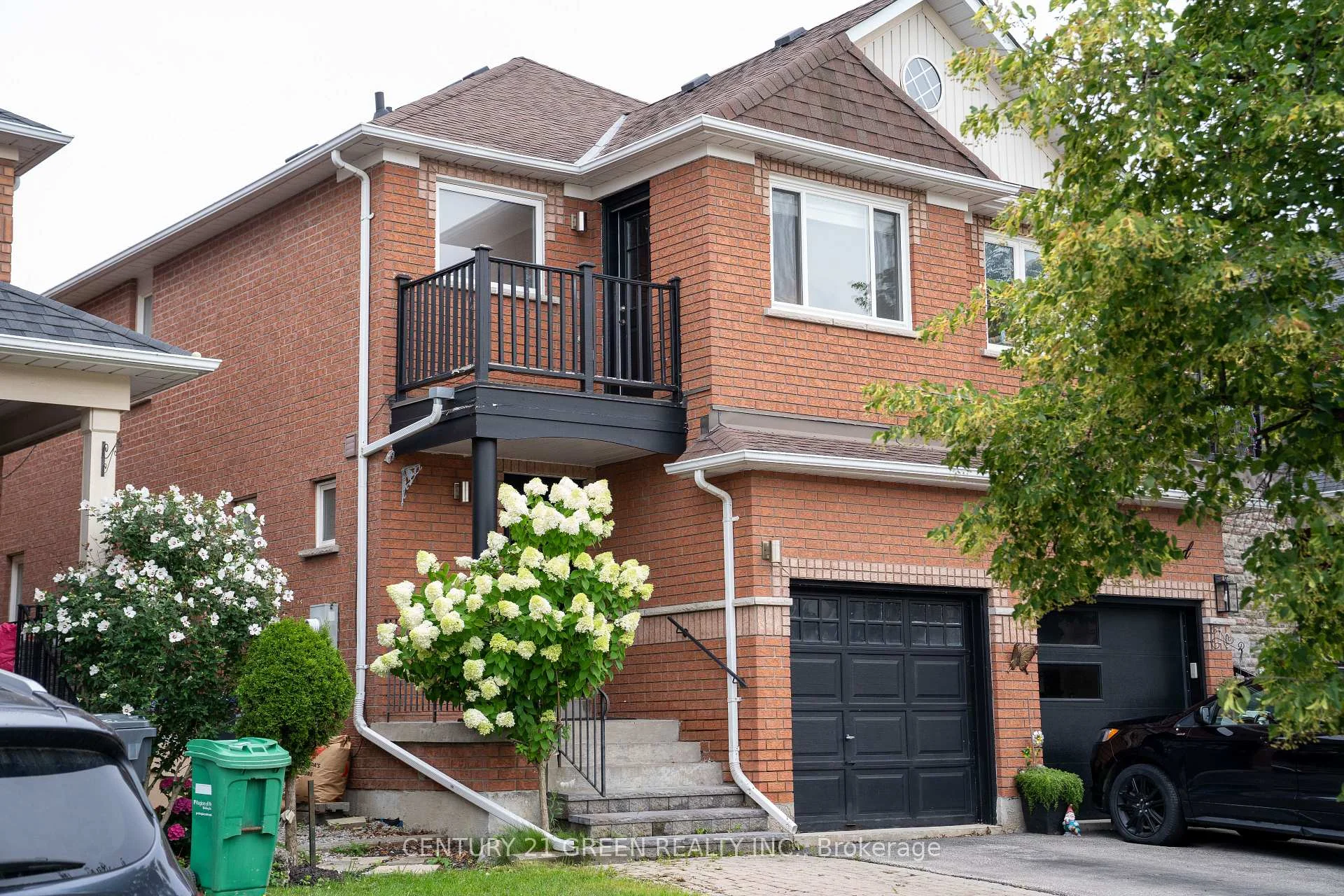 Photo 2 of 72 Grapevine Road, Caledon, Bolton West — HOMEH