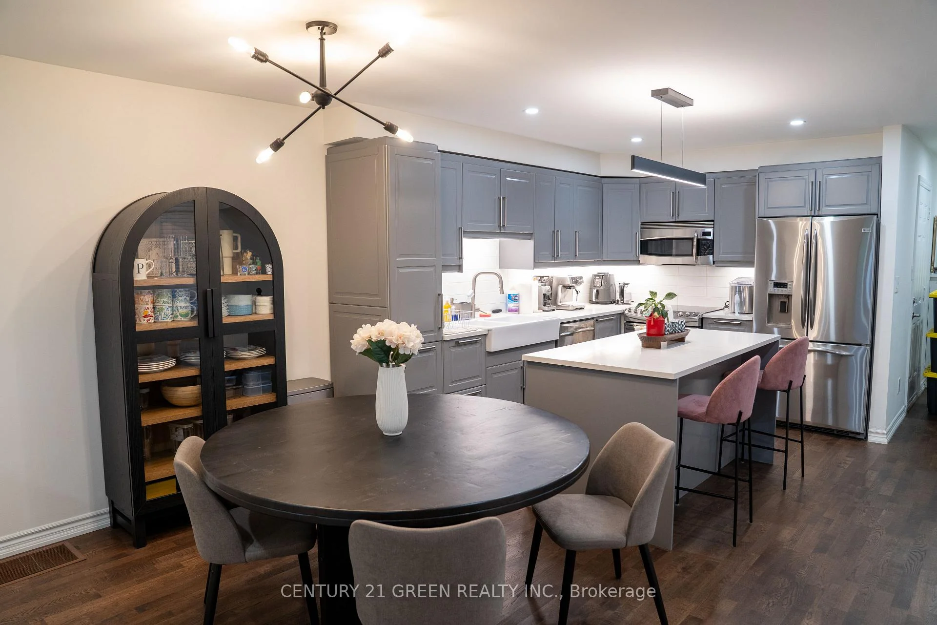 Photo 5 of 72 Grapevine Road, Caledon, Bolton West — HOMEH