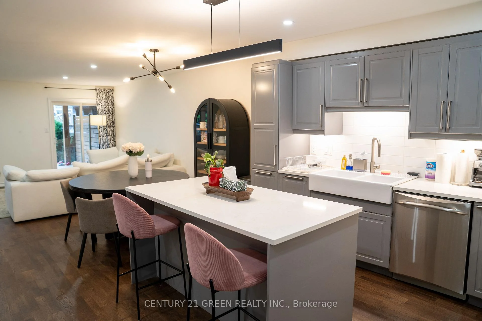 Photo 6 of 72 Grapevine Road, Caledon, Bolton West — HOMEH