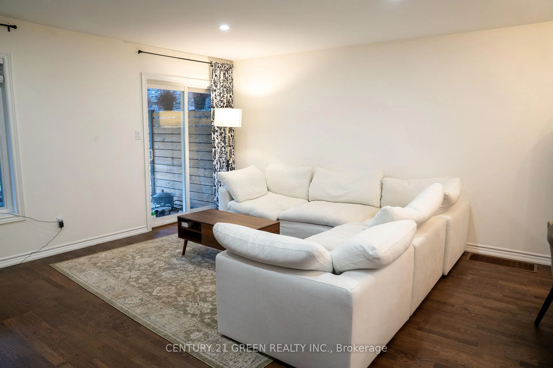 Photo 11 of 72 Grapevine Road, Caledon, Bolton West — HOMEH