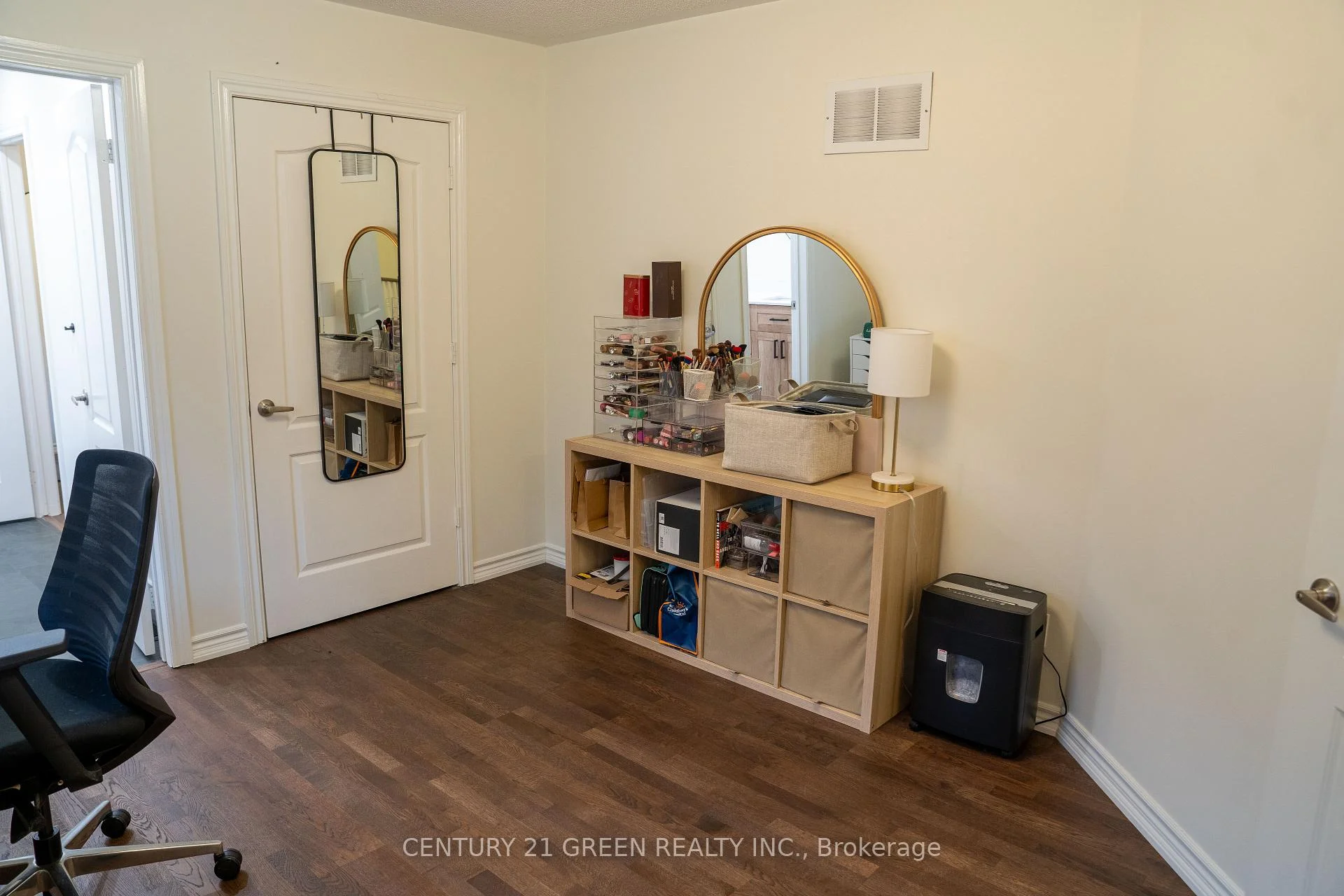 Photo 14 of 72 Grapevine Road, Caledon, Bolton West — HOMEH