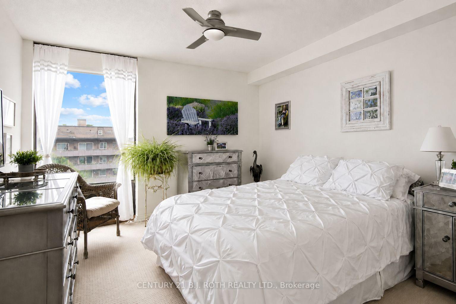 Photo 25 of Unit 508, 181 Collier Street, Barrie, North Shore — HOMEH