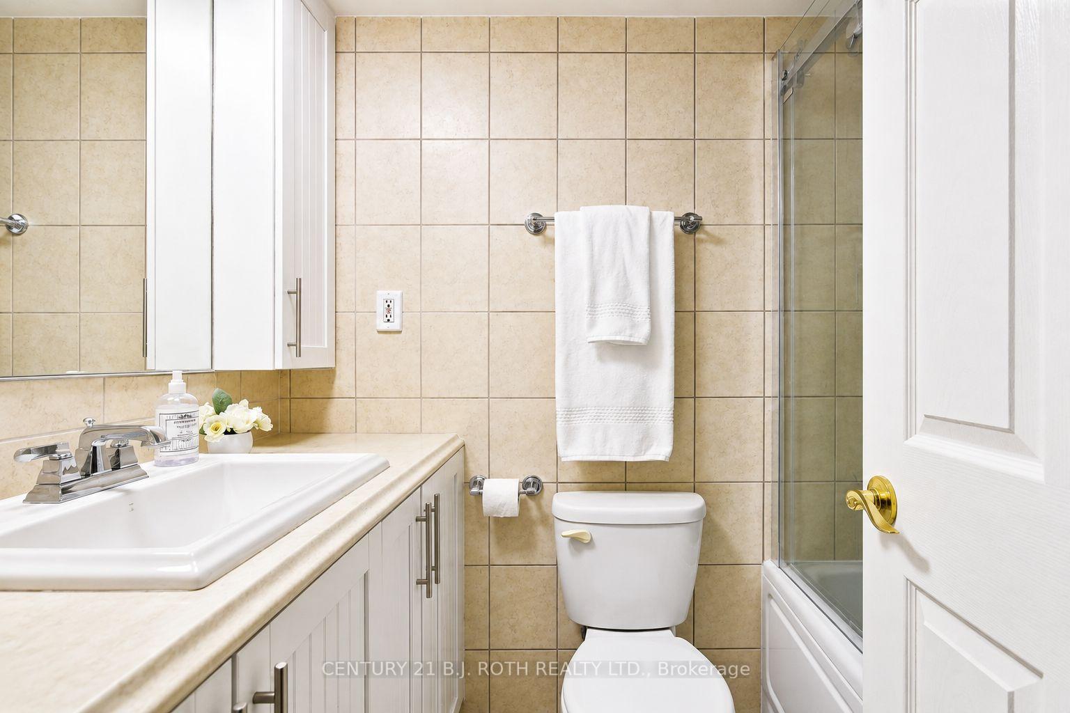 Photo 30 of Unit 508, 181 Collier Street, Barrie, North Shore — HOMEH