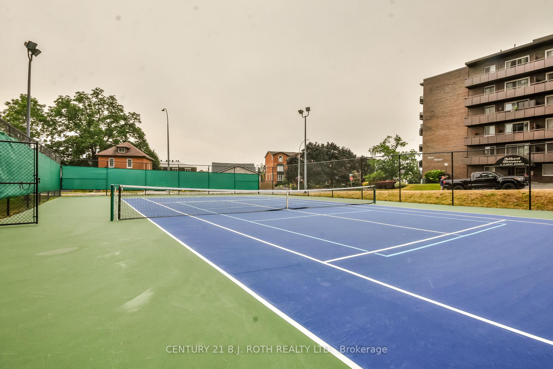 Photo 40 of Unit 508, 181 Collier Street, Barrie, North Shore — HOMEH