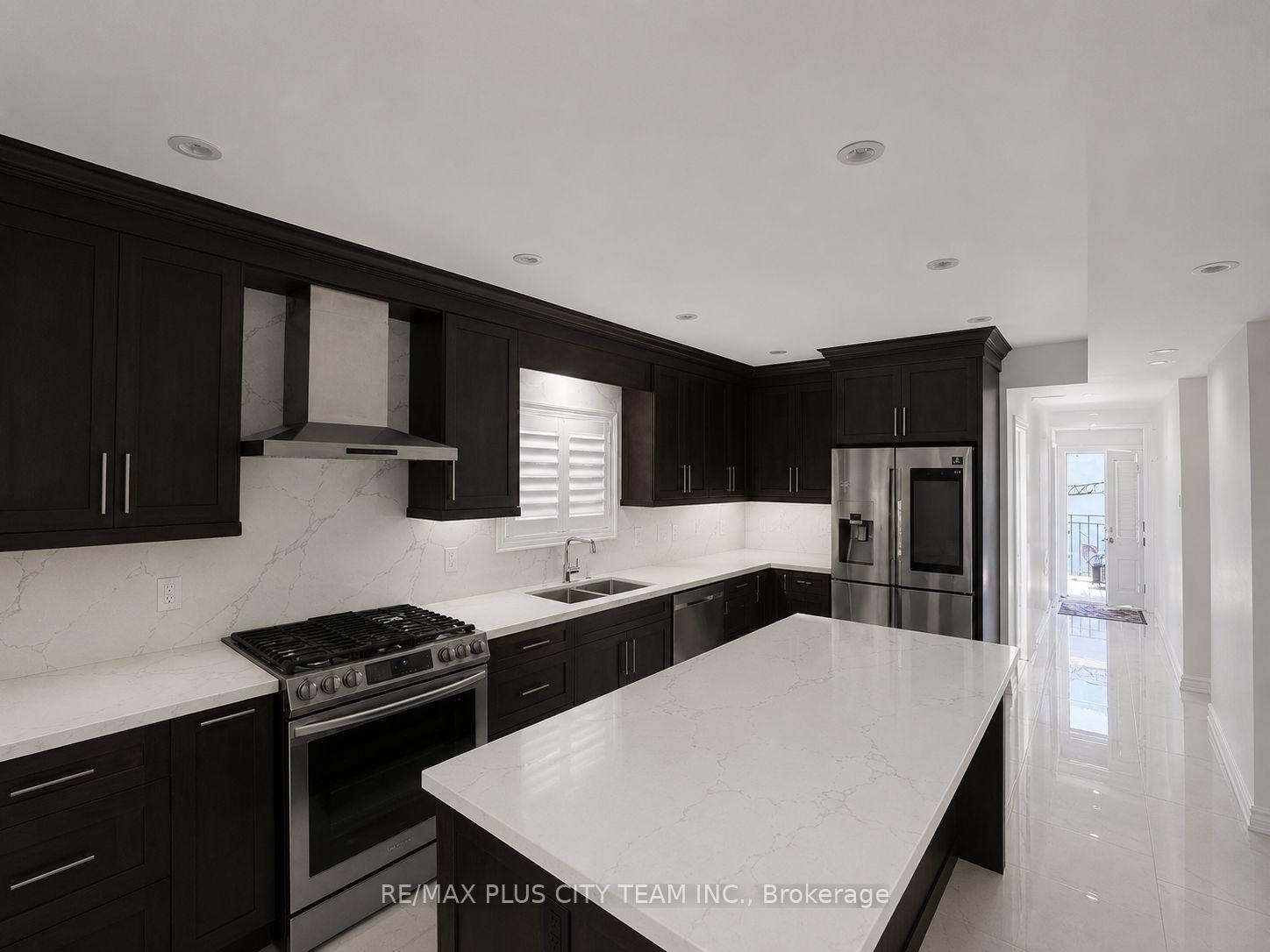 Photo 2 of Unit A, 1027 Pape Avenue, Toronto, Danforth Village-East York — HOMEH