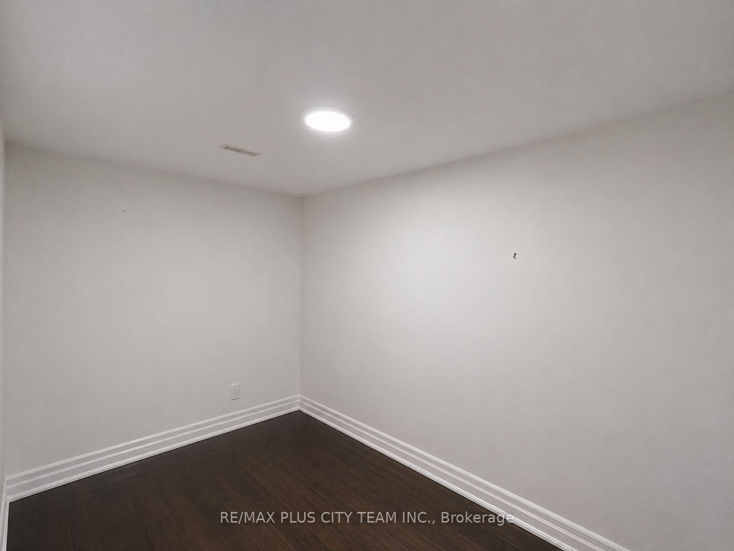 Photo 5 of Unit A, 1027 Pape Avenue, Toronto, Danforth Village-East York — HOMEH