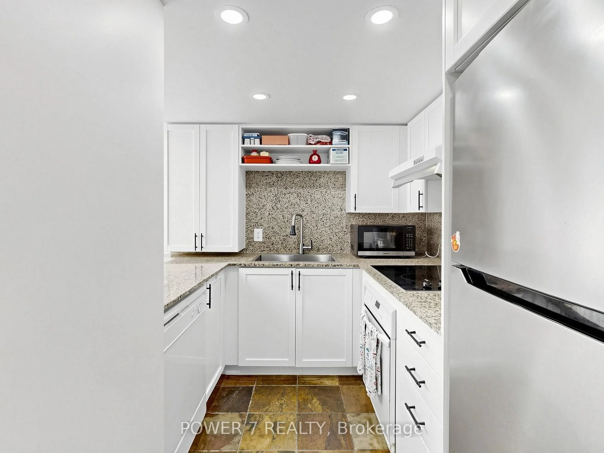 Photo 19 of Unit 2512, 8 Park Road, Toronto, Rosedale-Moore Park — HOMEH