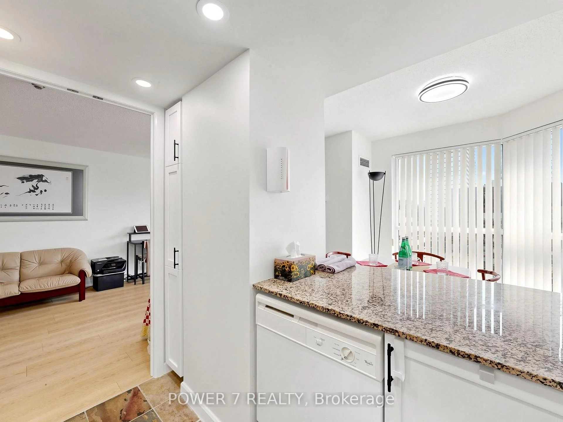 Photo 21 of Unit 2512, 8 Park Road, Toronto, Rosedale-Moore Park — HOMEH