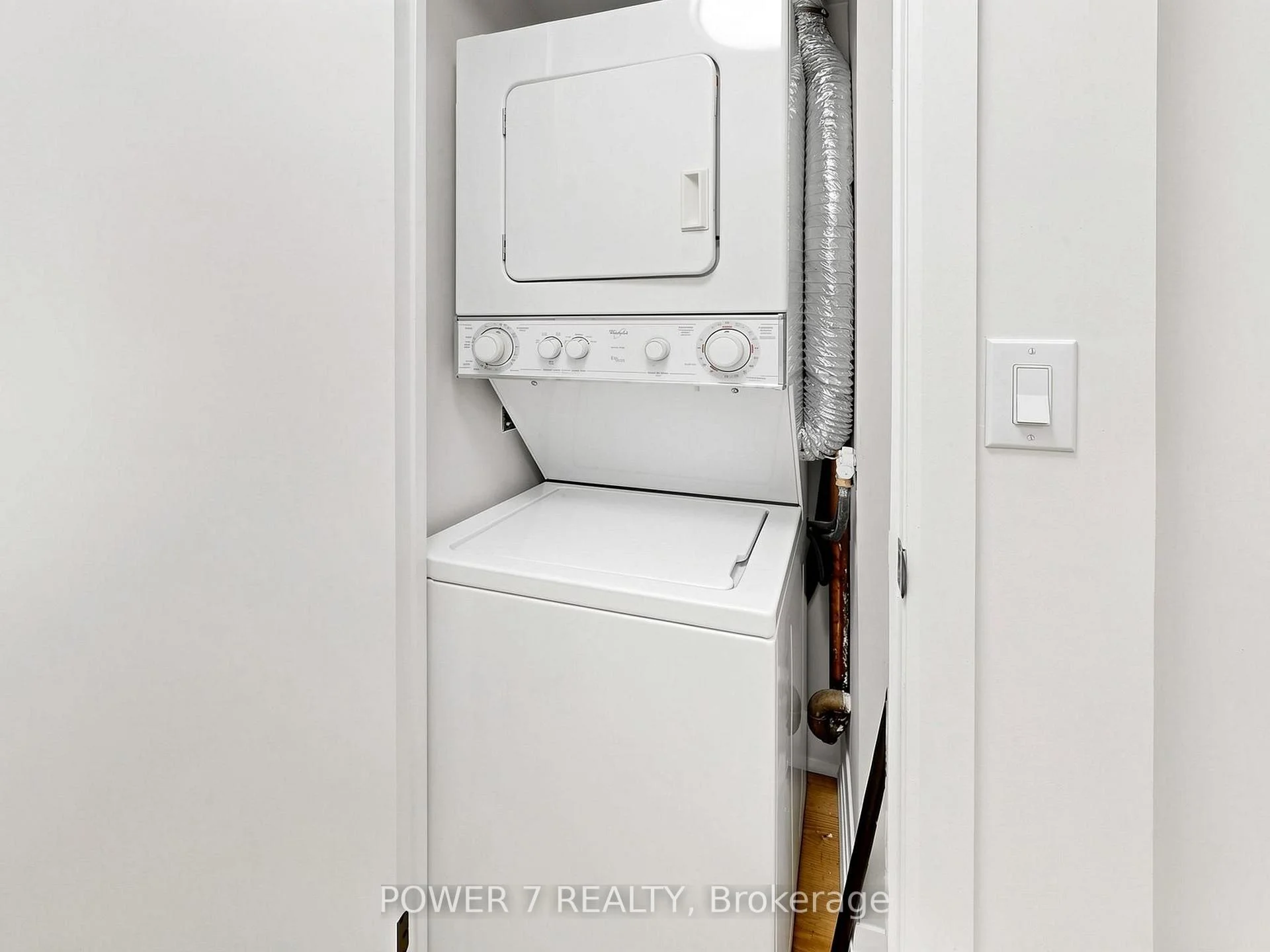 Photo 33 of Unit 2512, 8 Park Road, Toronto, Rosedale-Moore Park — HOMEH