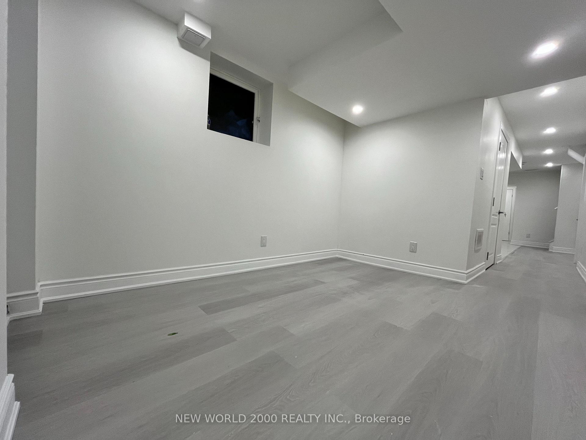 Photo 3 of Unit Bsmt, 4718 Centretown Way, Mississauga, Hurontario — HOMEH
