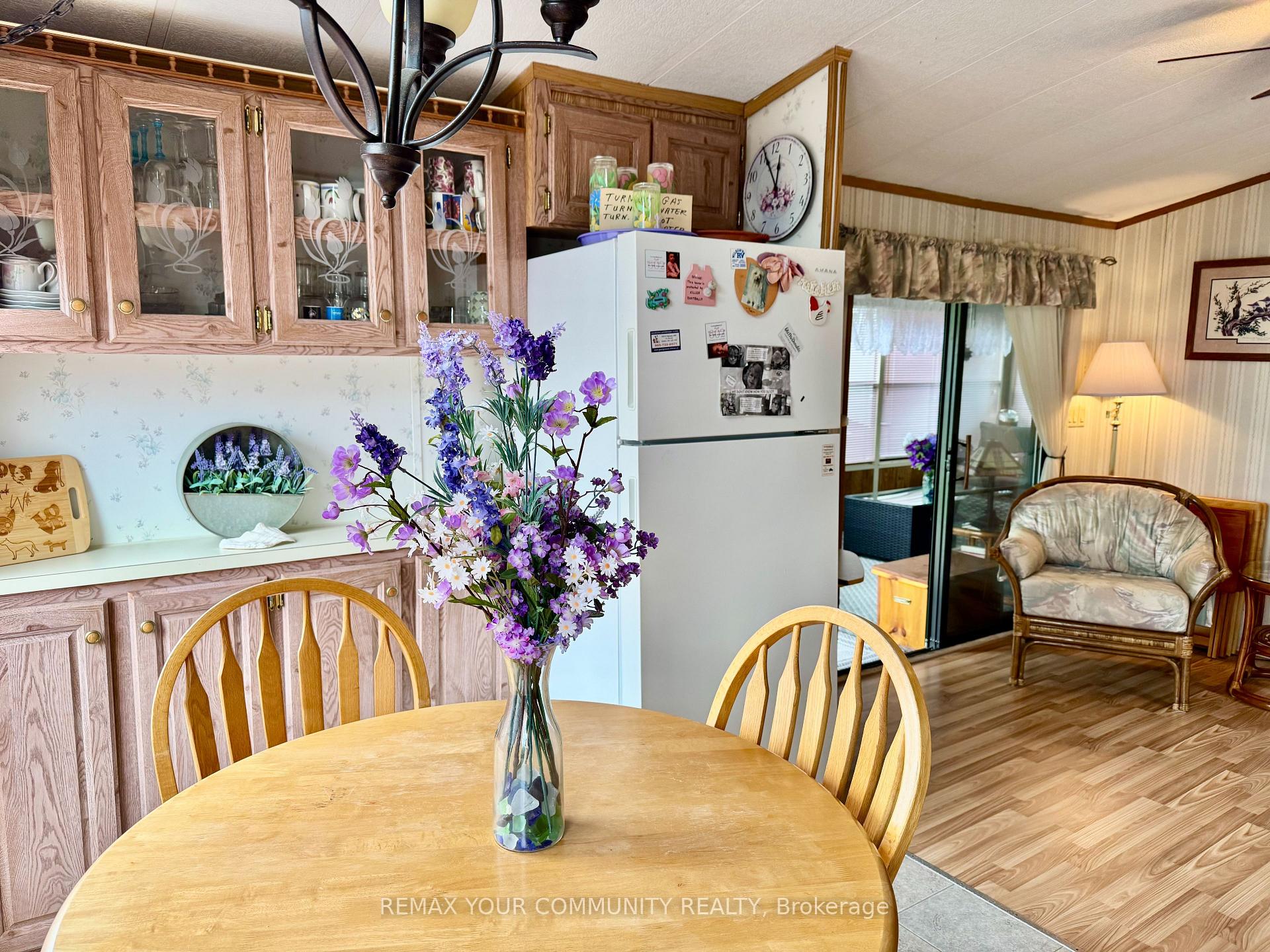Photo 8 of Unit 42, 285 Crydermans 42 Side Road, Georgina, Baldwin — HOMEH