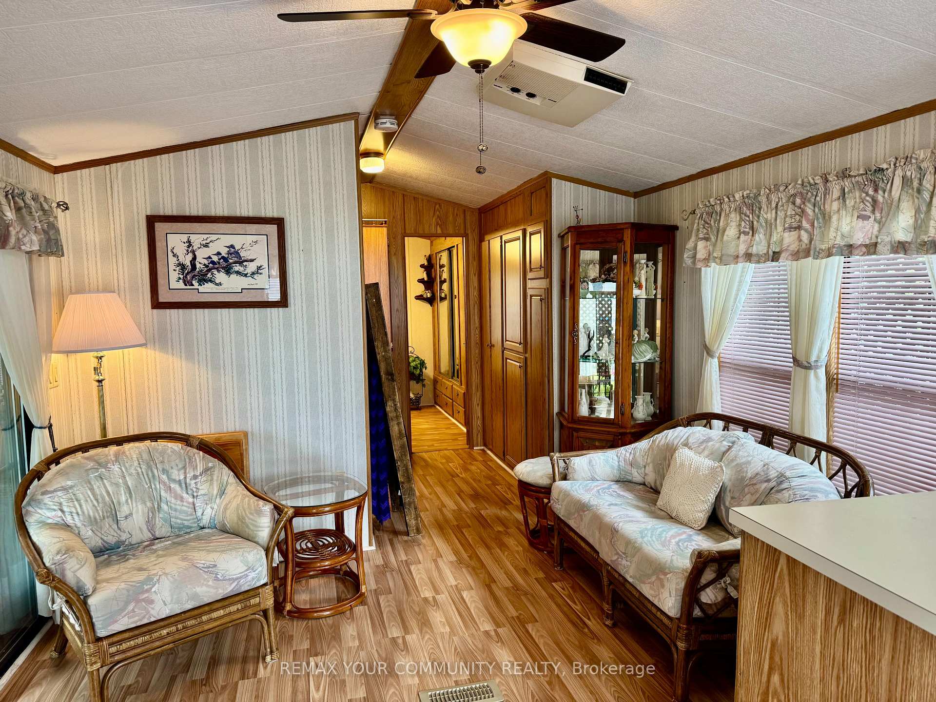 Photo 11 of Unit 42, 285 Crydermans 42 Side Road, Georgina, Baldwin — HOMEH
