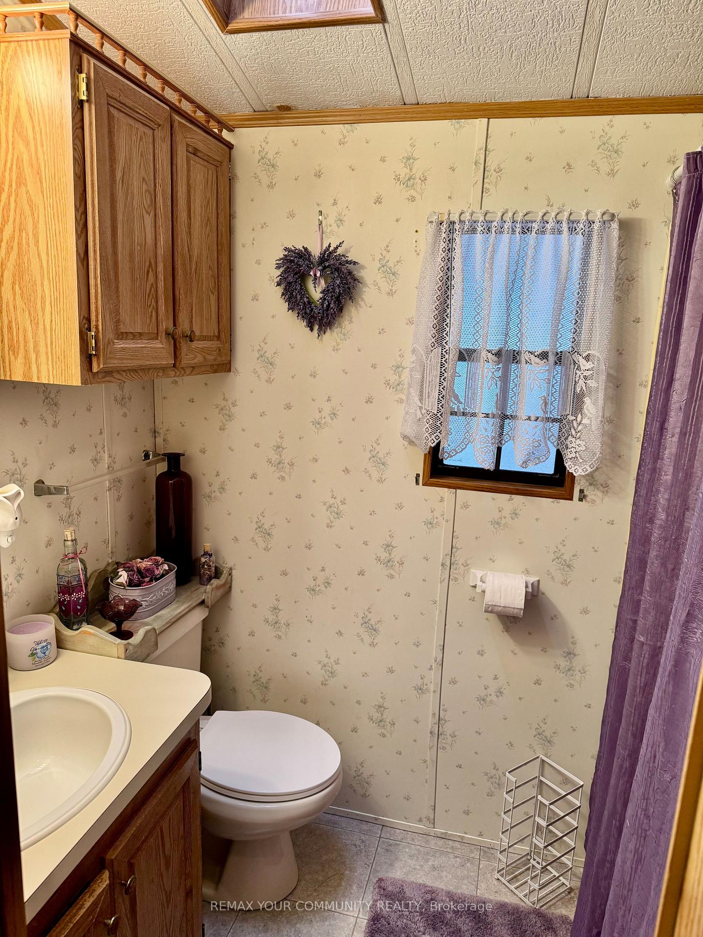 Photo 12 of Unit 42, 285 Crydermans 42 Side Road, Georgina, Baldwin — HOMEH