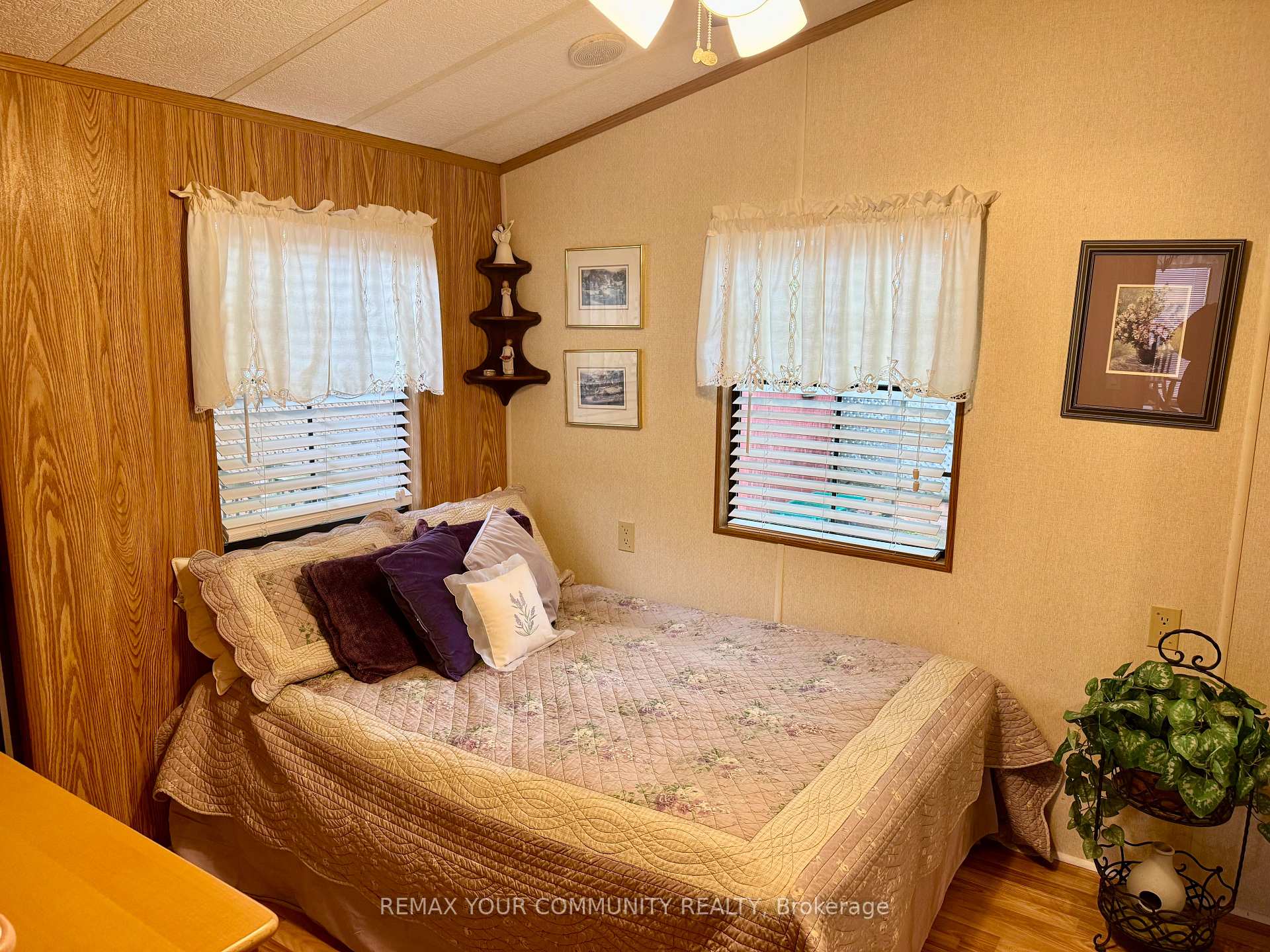 Photo 13 of Unit 42, 285 Crydermans 42 Side Road, Georgina, Baldwin — HOMEH