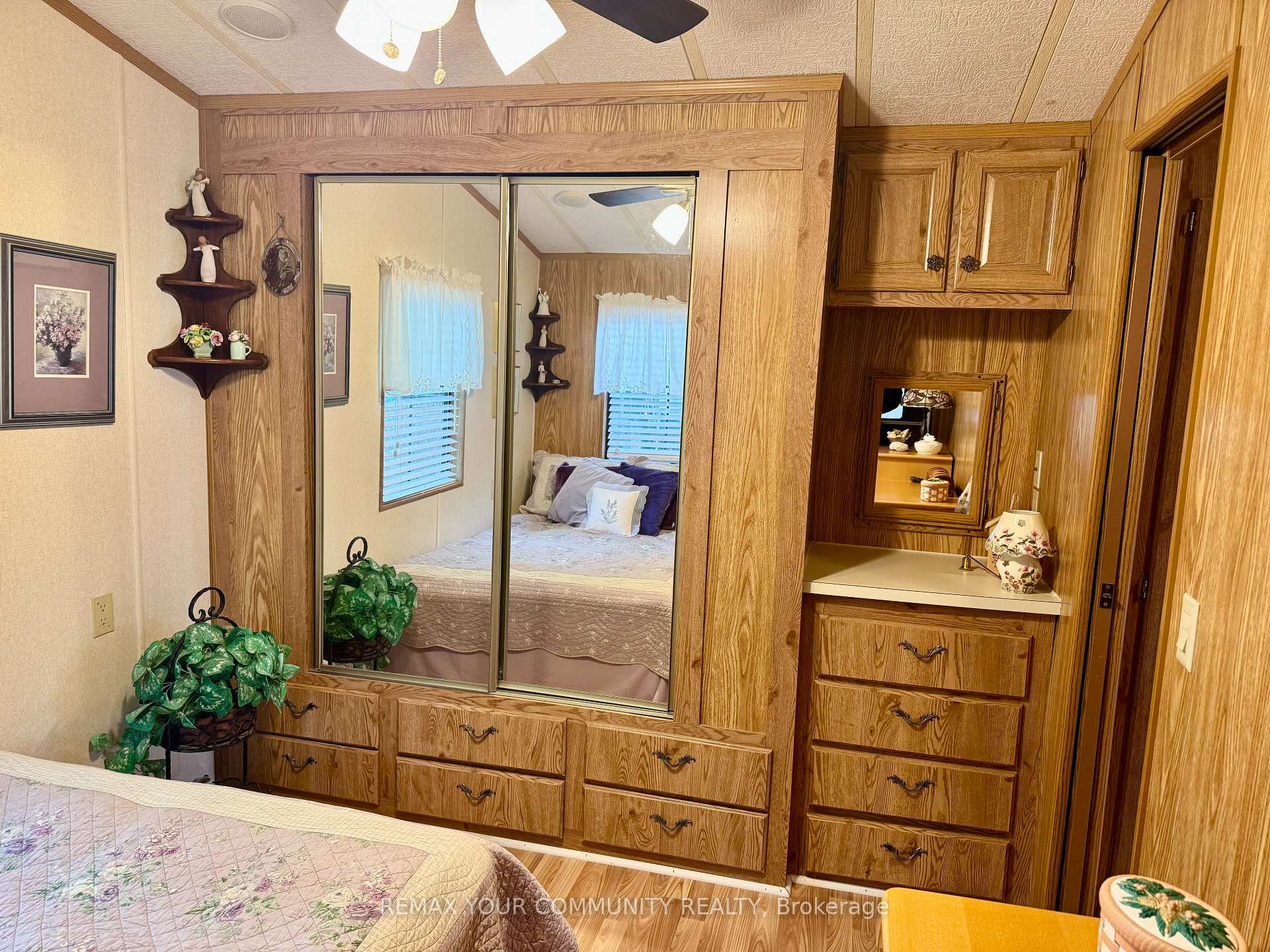 Photo 14 of Unit 42, 285 Crydermans 42 Side Road, Georgina, Baldwin — HOMEH