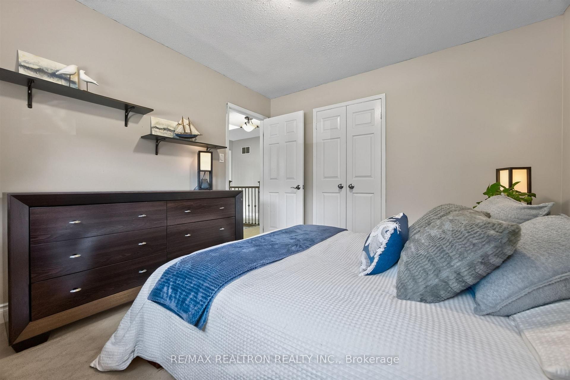 Photo 32 of 47 Maple Way, East Gwillimbury, Sharon — HOMEH
