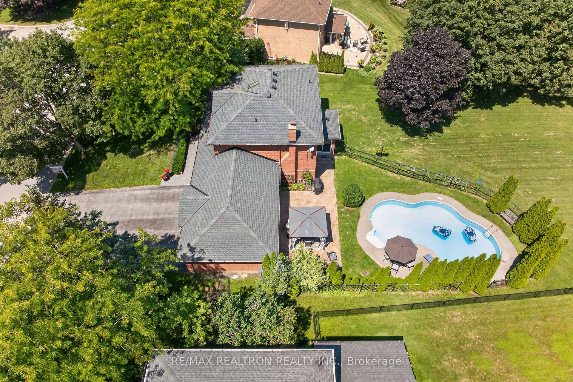 Photo 49 of 47 Maple Way, East Gwillimbury, Sharon — HOMEH