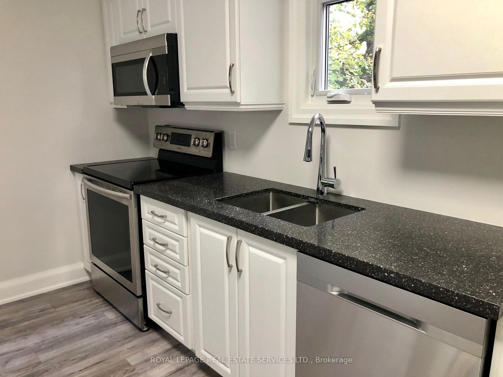 Photo 15 of 14 Avonhurst Road, Etobicoke, Islington-City Centre West — HOMEH