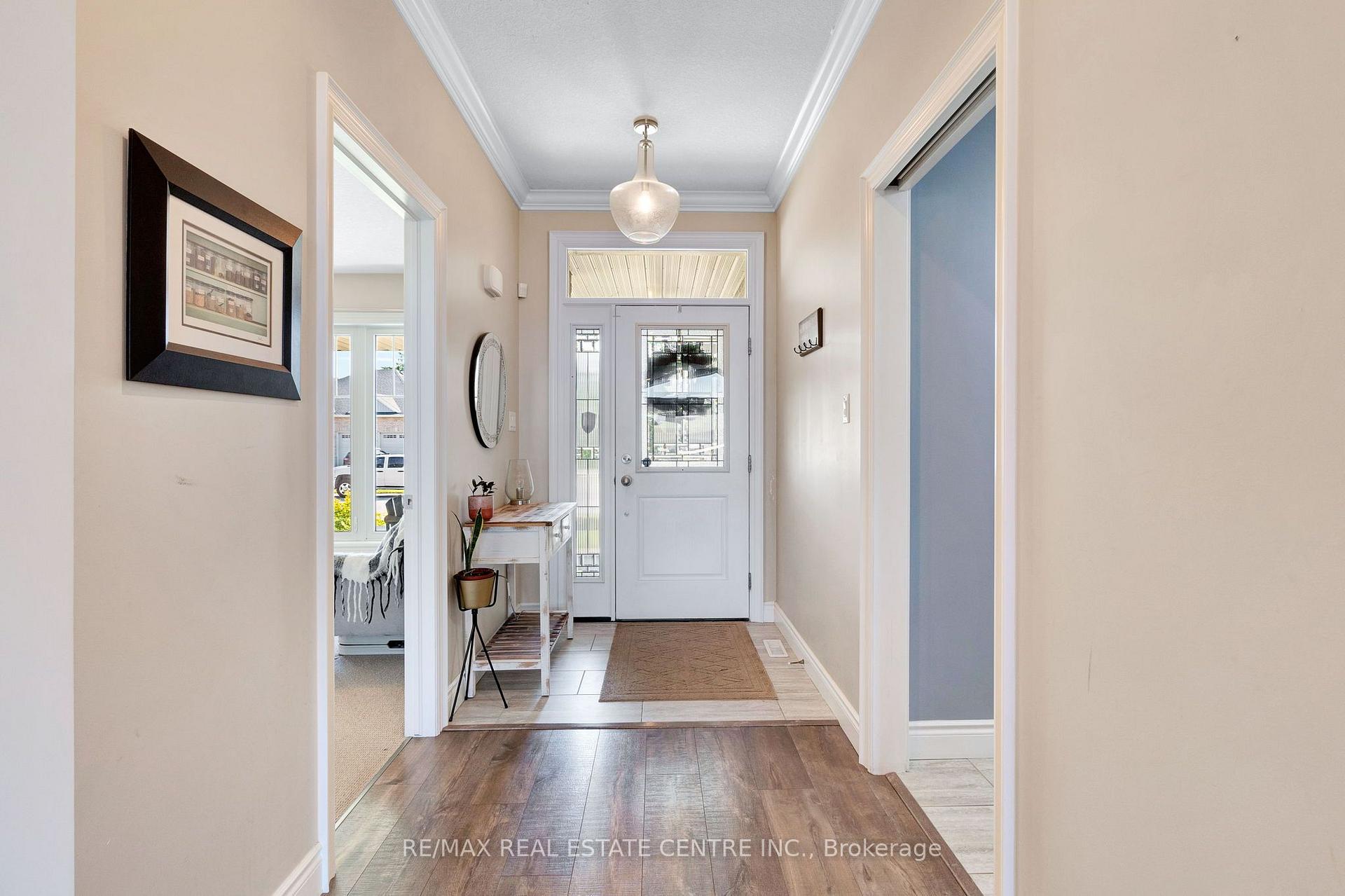 Photo 4 of 14 St Andrews Drive, St. Thomas — HOMEH