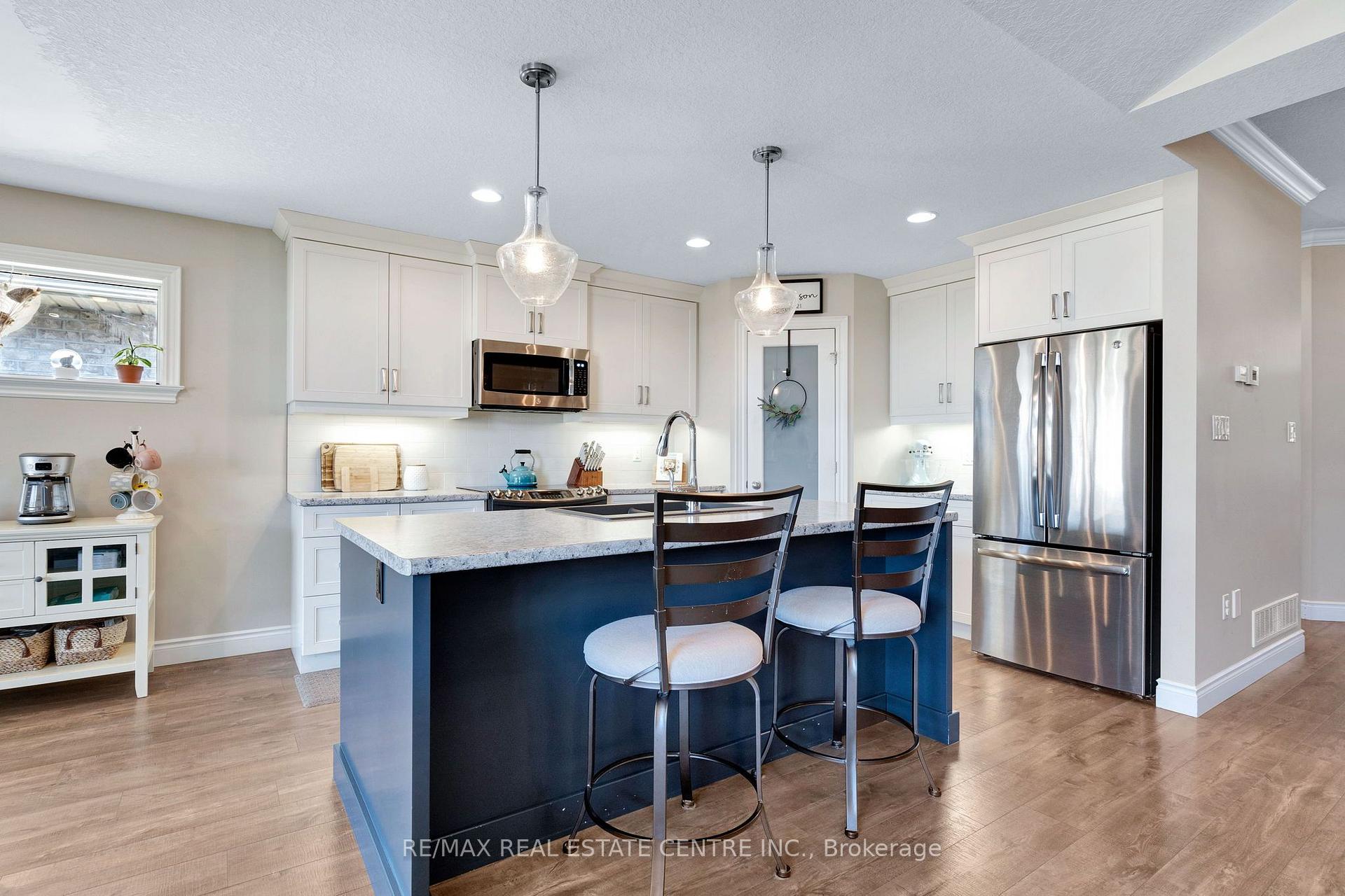 Photo 15 of 14 St Andrews Drive, St. Thomas — HOMEH