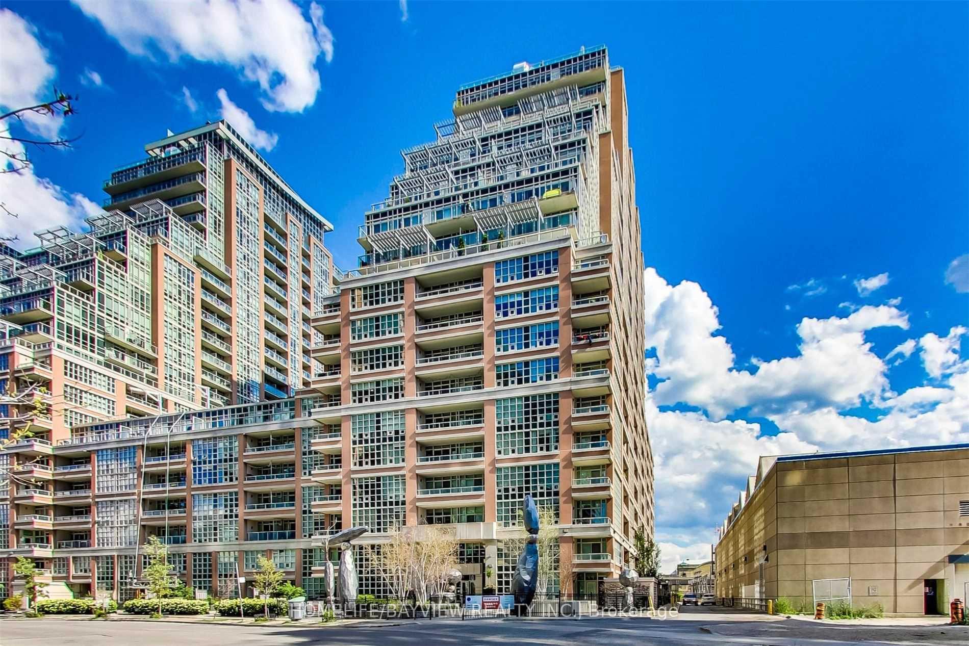 Front of Unit 1512, 85 East Liberty Street