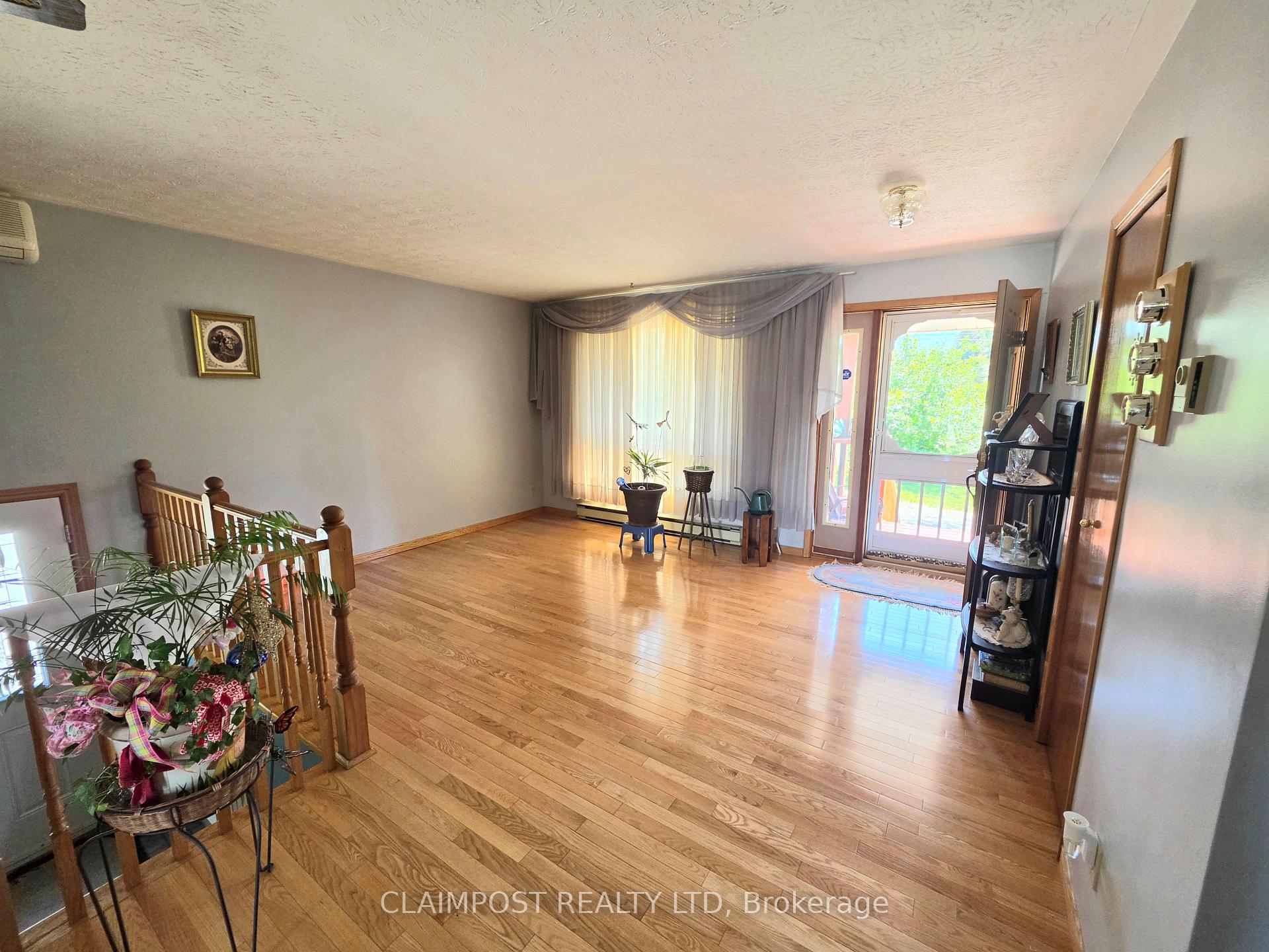 Photo 4 of 2814 Dalton Road, Timmins, TS - Dalton — HOMEH