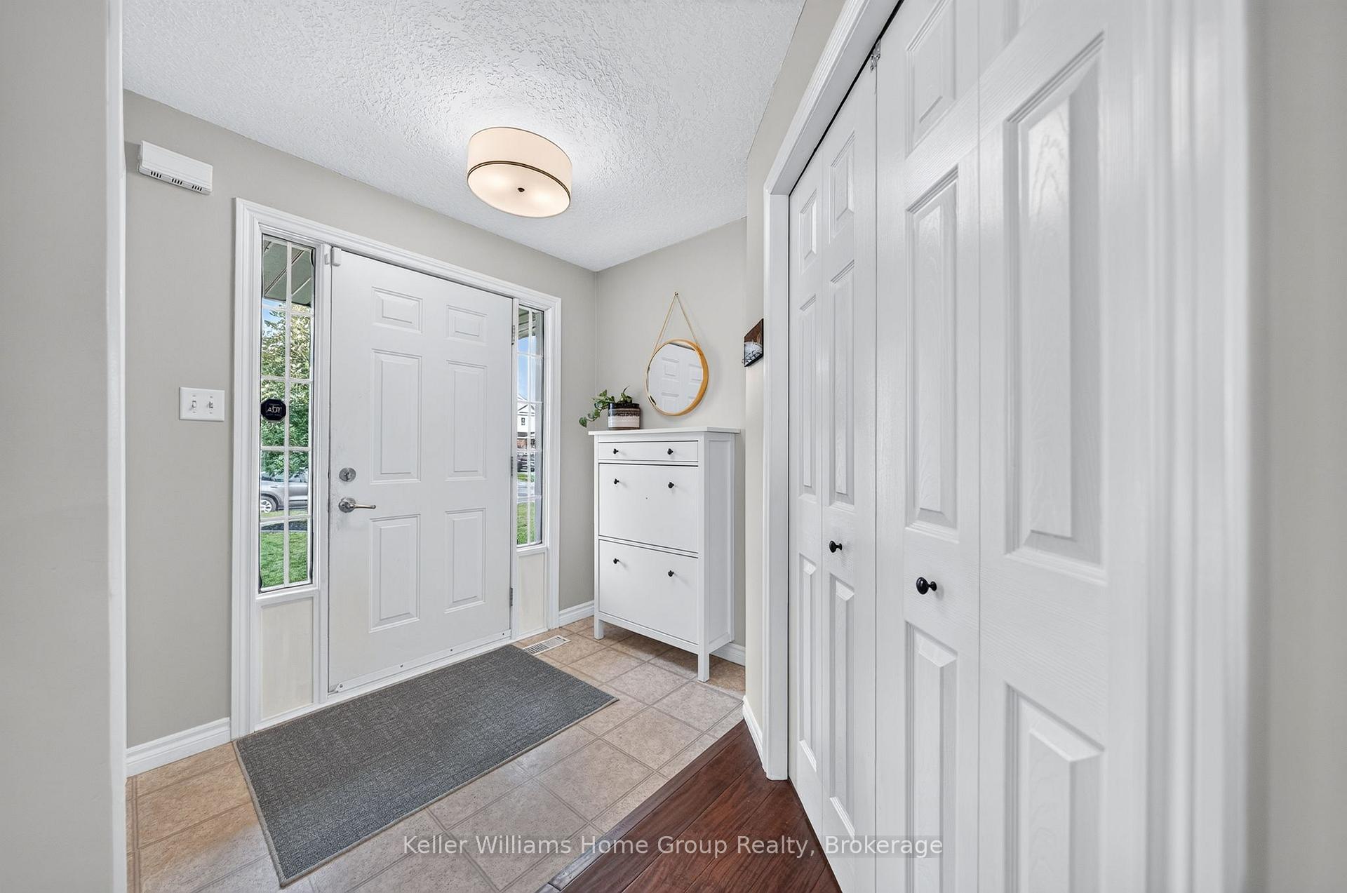 Photo 4 of 284 Millburn Boulevard, Centre Wellington, Fergus — HOMEH