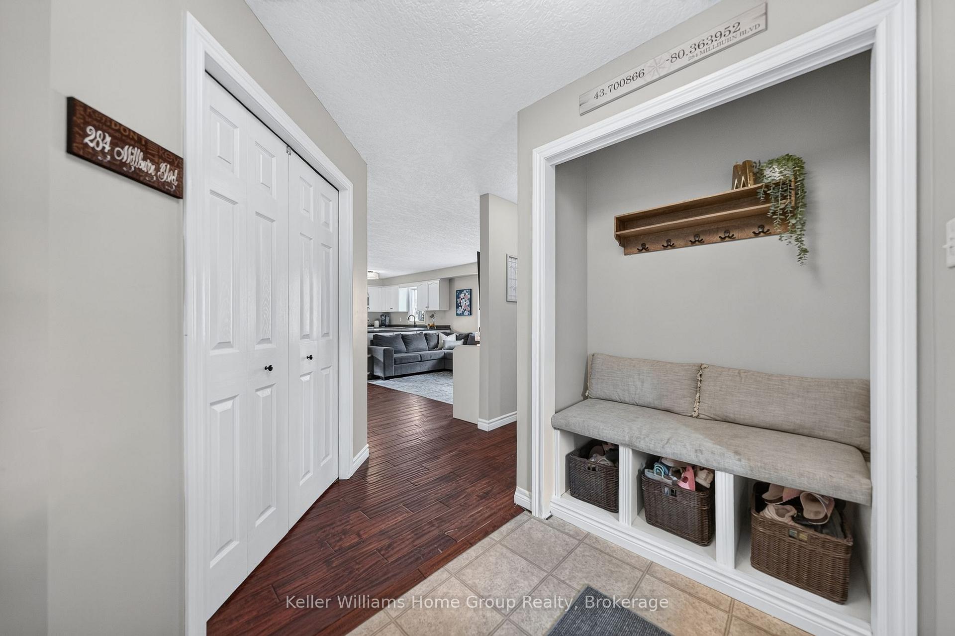 Photo 5 of 284 Millburn Boulevard, Centre Wellington, Fergus — HOMEH
