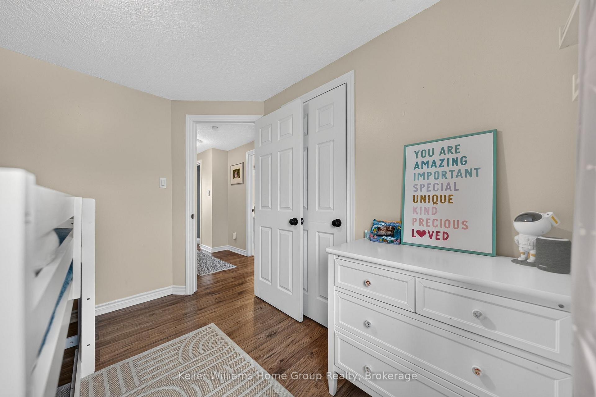 Photo 25 of 284 Millburn Boulevard, Centre Wellington, Fergus — HOMEH