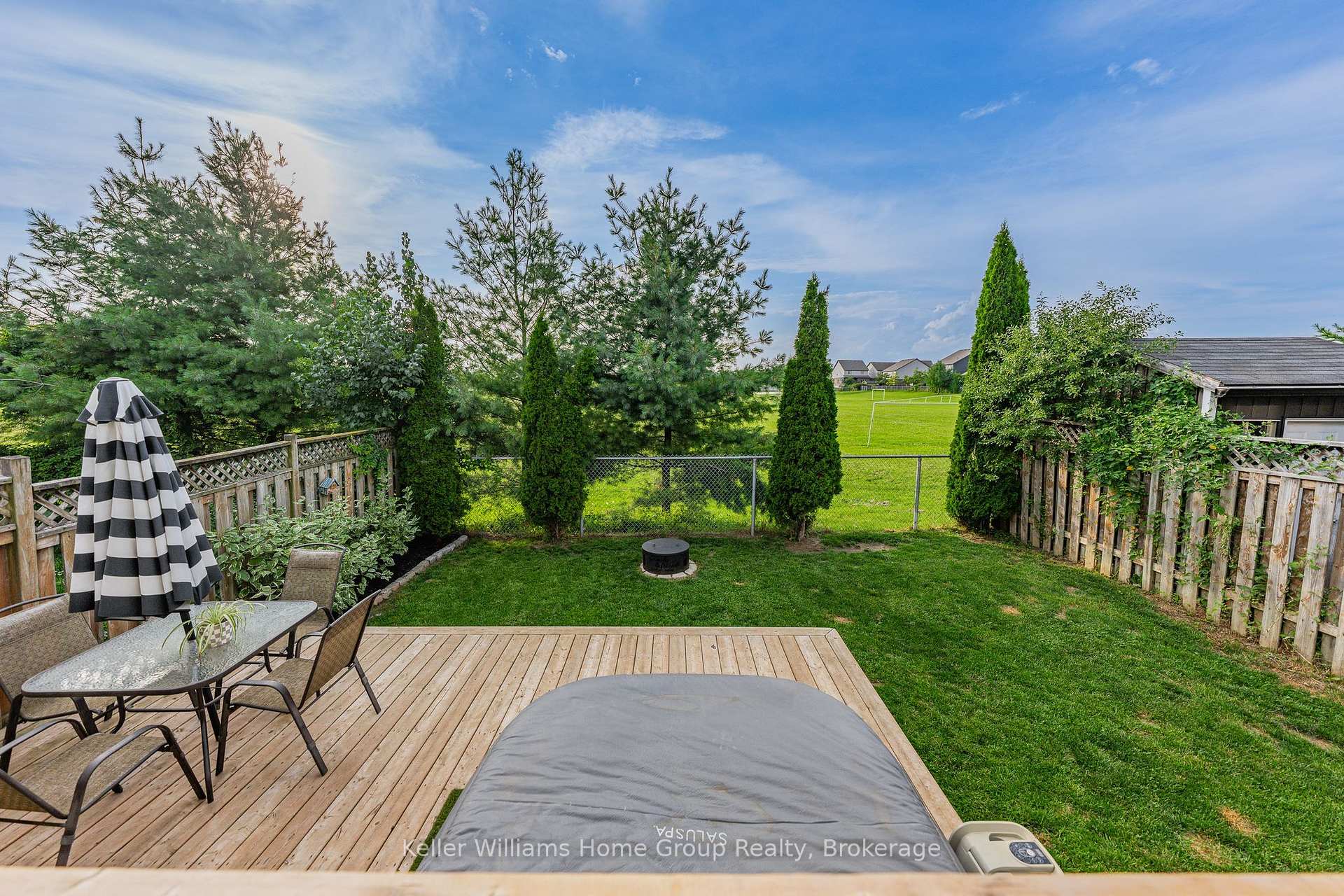 Photo 37 of 284 Millburn Boulevard, Centre Wellington, Fergus — HOMEH