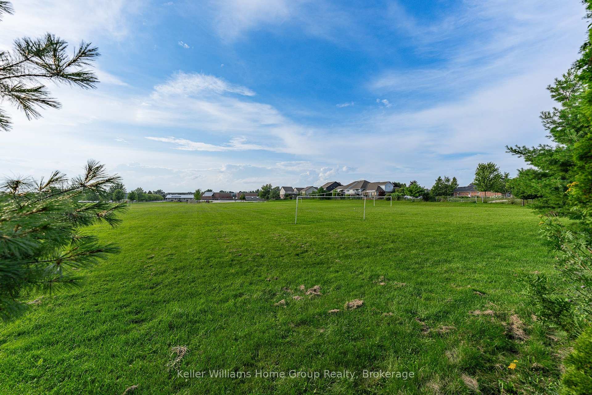 Photo 43 of 284 Millburn Boulevard, Centre Wellington, Fergus — HOMEH