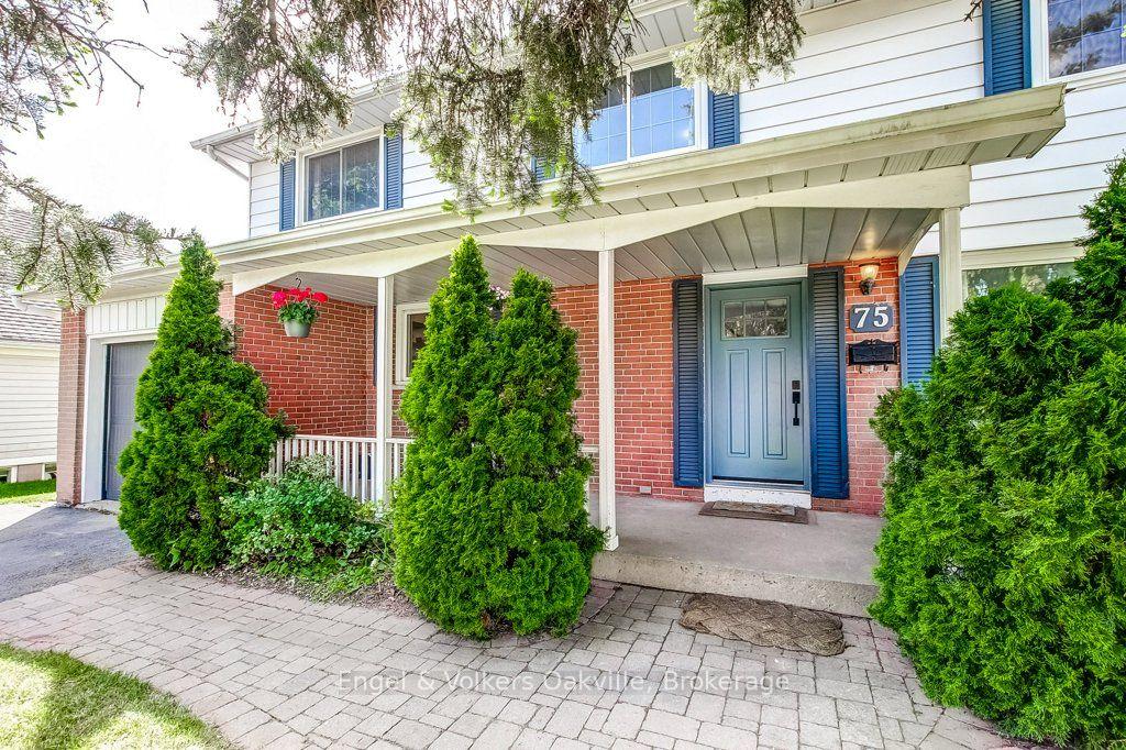 Photo 5 of 75 Ridge Drive, Oakville, College Park — HOMEH