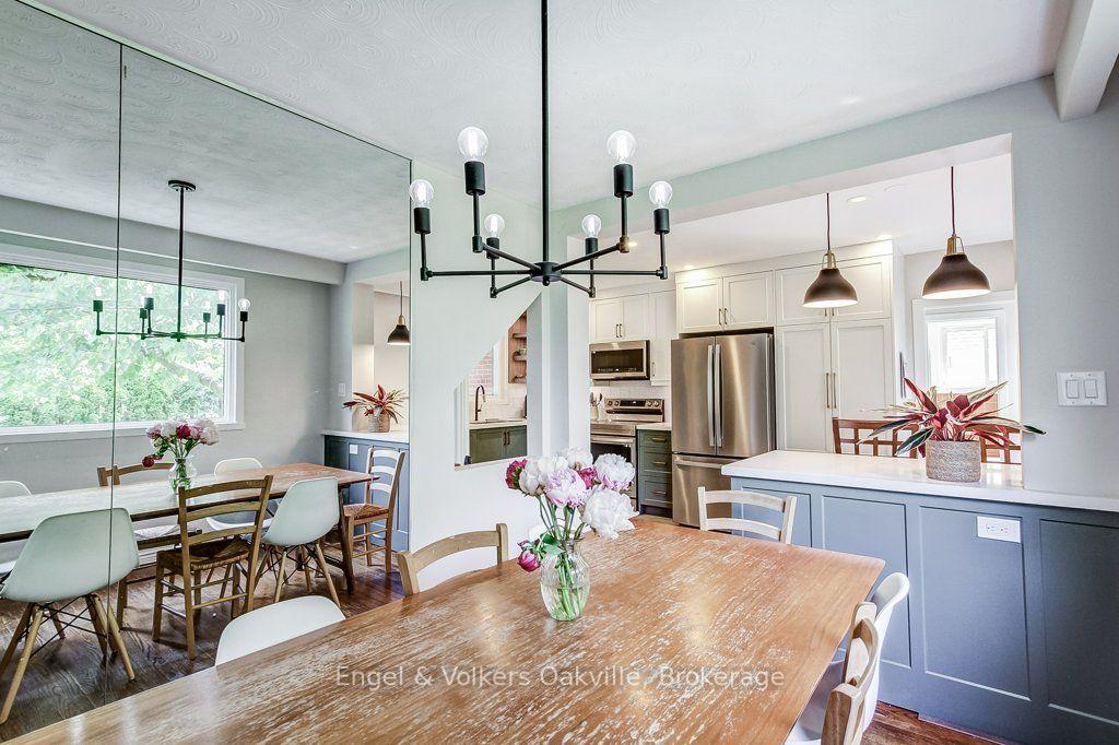 Photo 21 of 75 Ridge Drive, Oakville, College Park — HOMEH