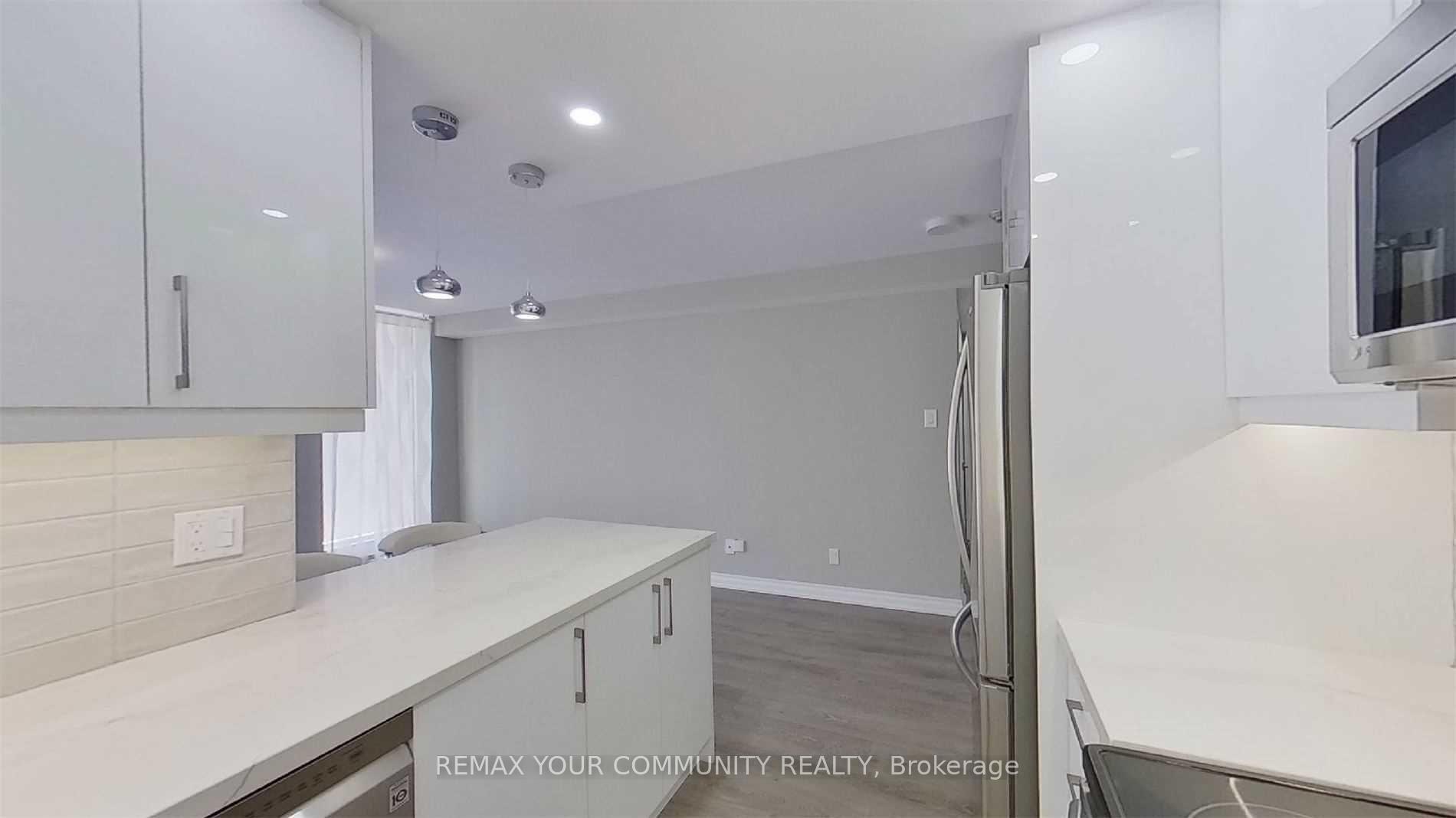 Photo 6 of Unit 1601, 55 Centre Avenue, Toronto, Bay Street Corridor — HOMEH
