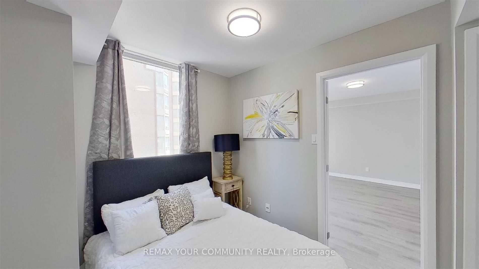 Photo 10 of Unit 1601, 55 Centre Avenue, Toronto, Bay Street Corridor — HOMEH
