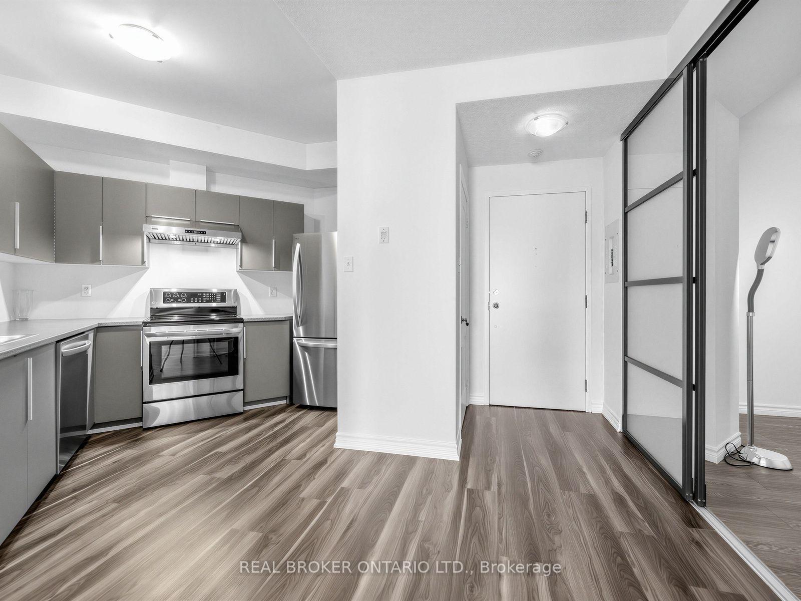 Photo 3 of Unit 1011, 135 James Street S, Hamilton, Corktown — HOMEH