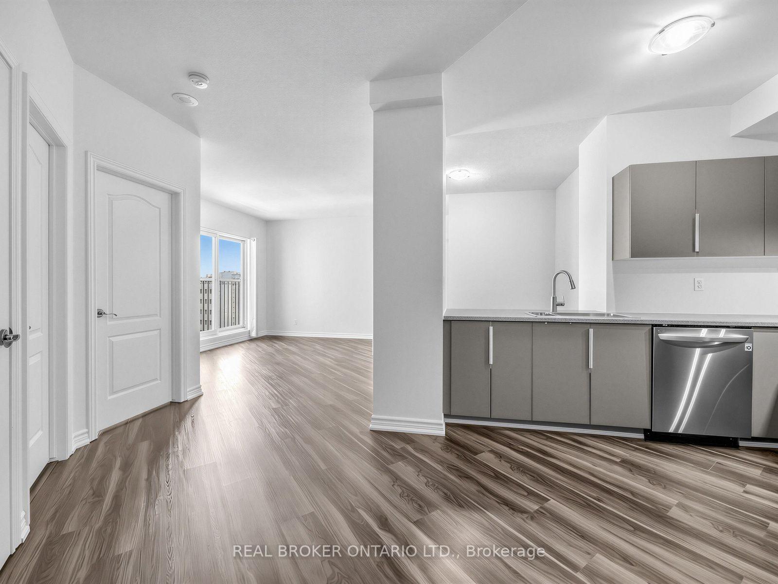 Photo 4 of Unit 1011, 135 James Street S, Hamilton, Corktown — HOMEH