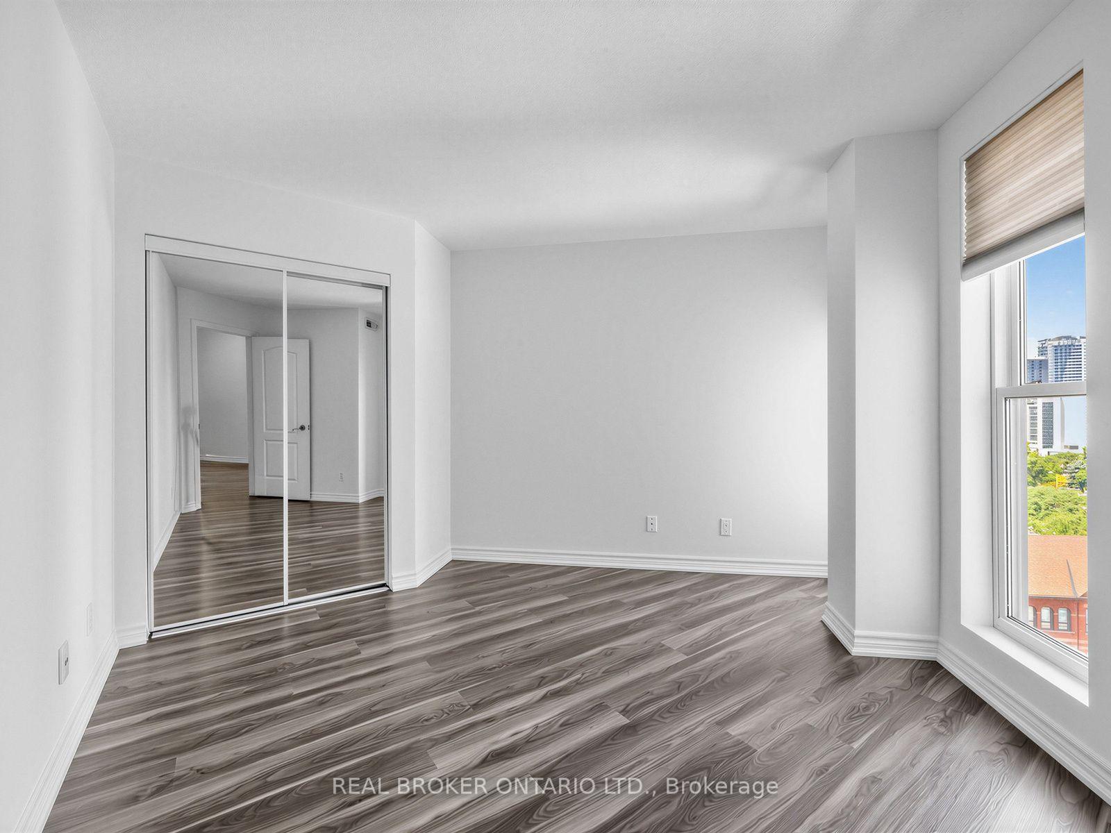 Photo 15 of Unit 1011, 135 James Street S, Hamilton, Corktown — HOMEH