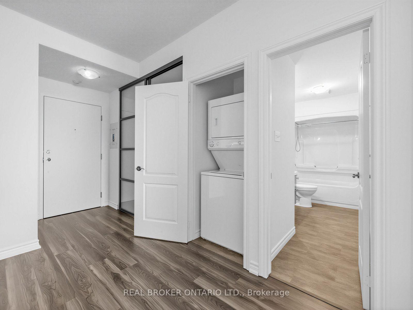 Photo 19 of Unit 1011, 135 James Street S, Hamilton, Corktown — HOMEH