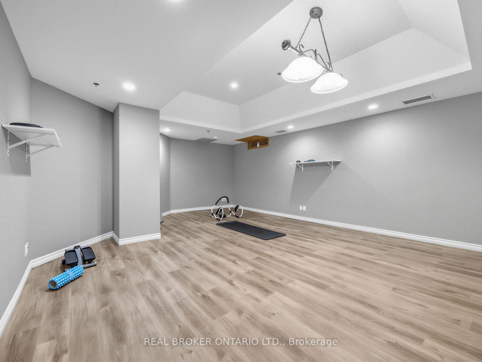 Photo 27 of Unit 1011, 135 James Street S, Hamilton, Corktown — HOMEH
