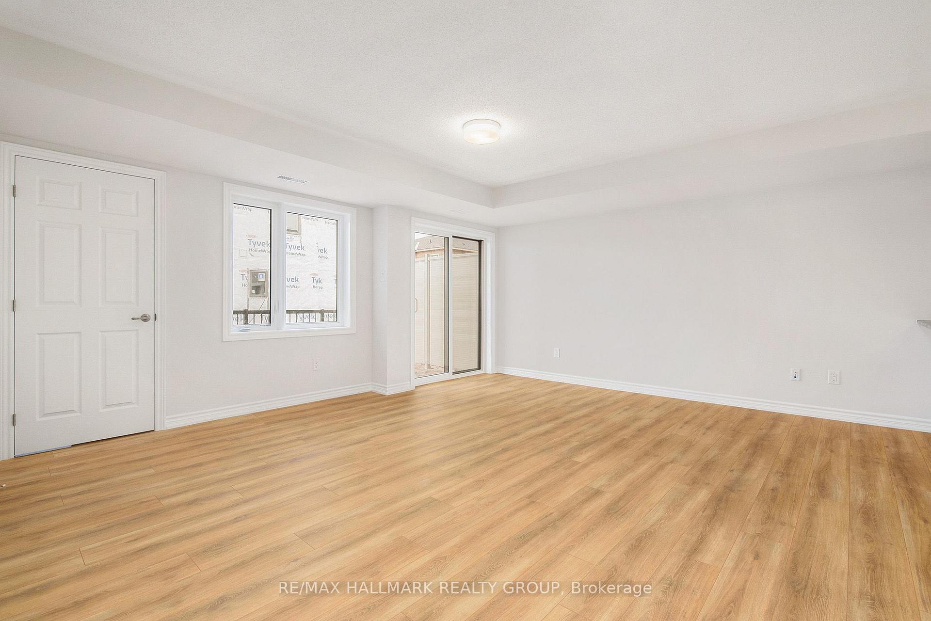 Photo 4 of 284 Zenith Private, Ottawa, Barrhaven - Half Moon Bay — HOMEH