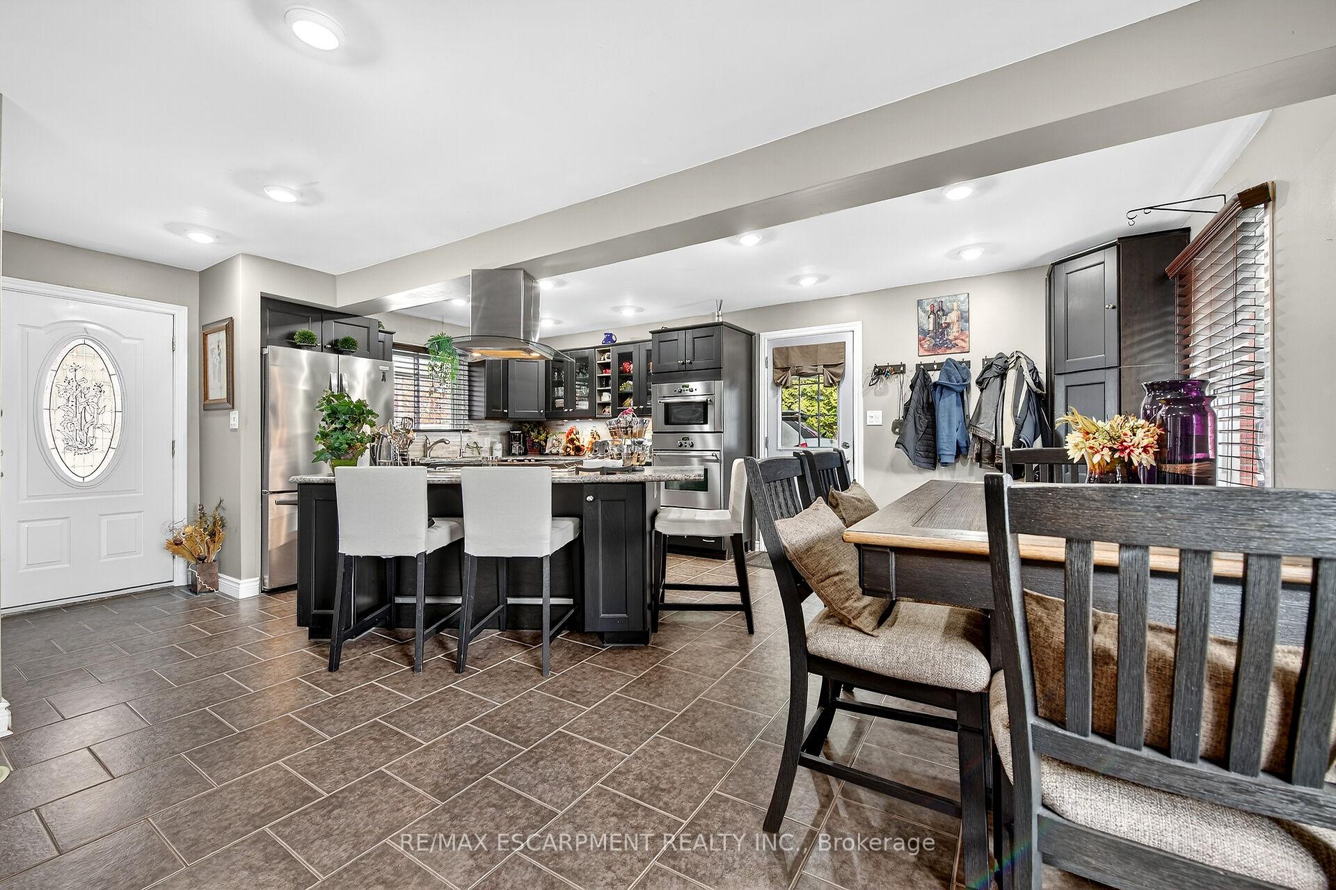 Photo 9 of 1597 Trinity Church Road, Hamilton, Rural Glanbrook — HOMEH