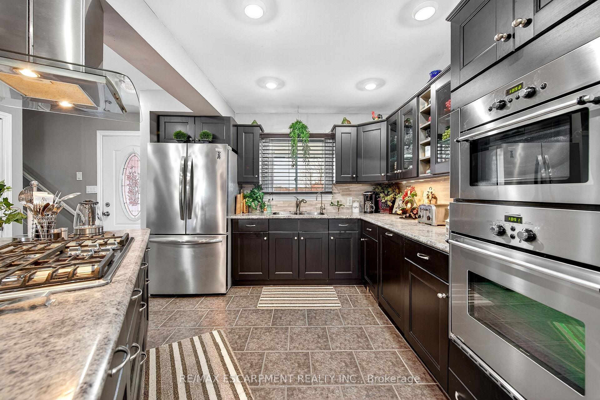 Photo 14 of 1597 Trinity Church Road, Hamilton, Rural Glanbrook — HOMEH