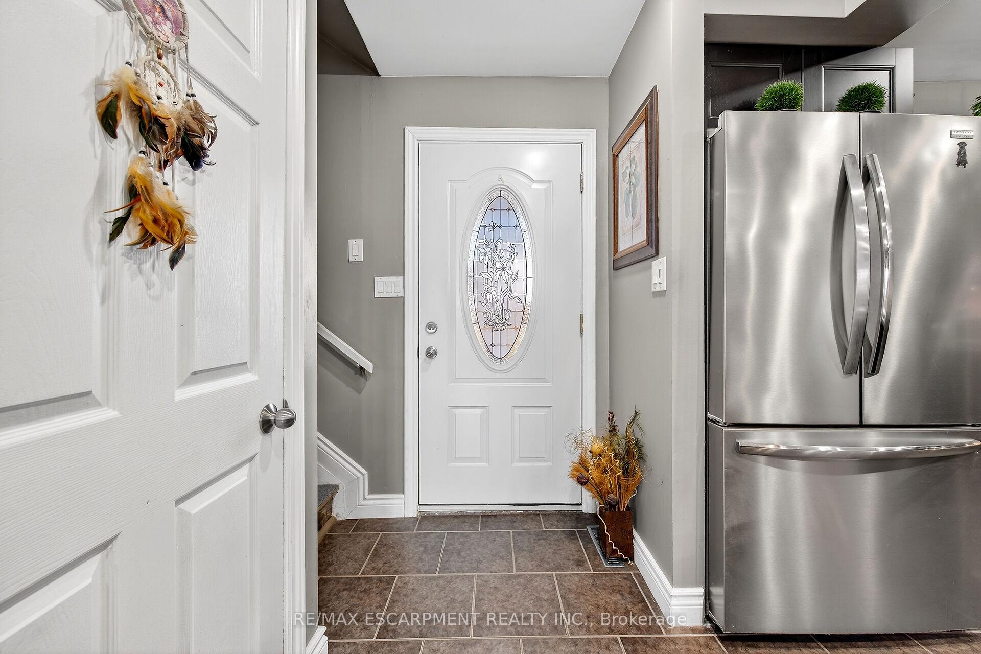 Photo 23 of 1597 Trinity Church Road, Hamilton, Rural Glanbrook — HOMEH
