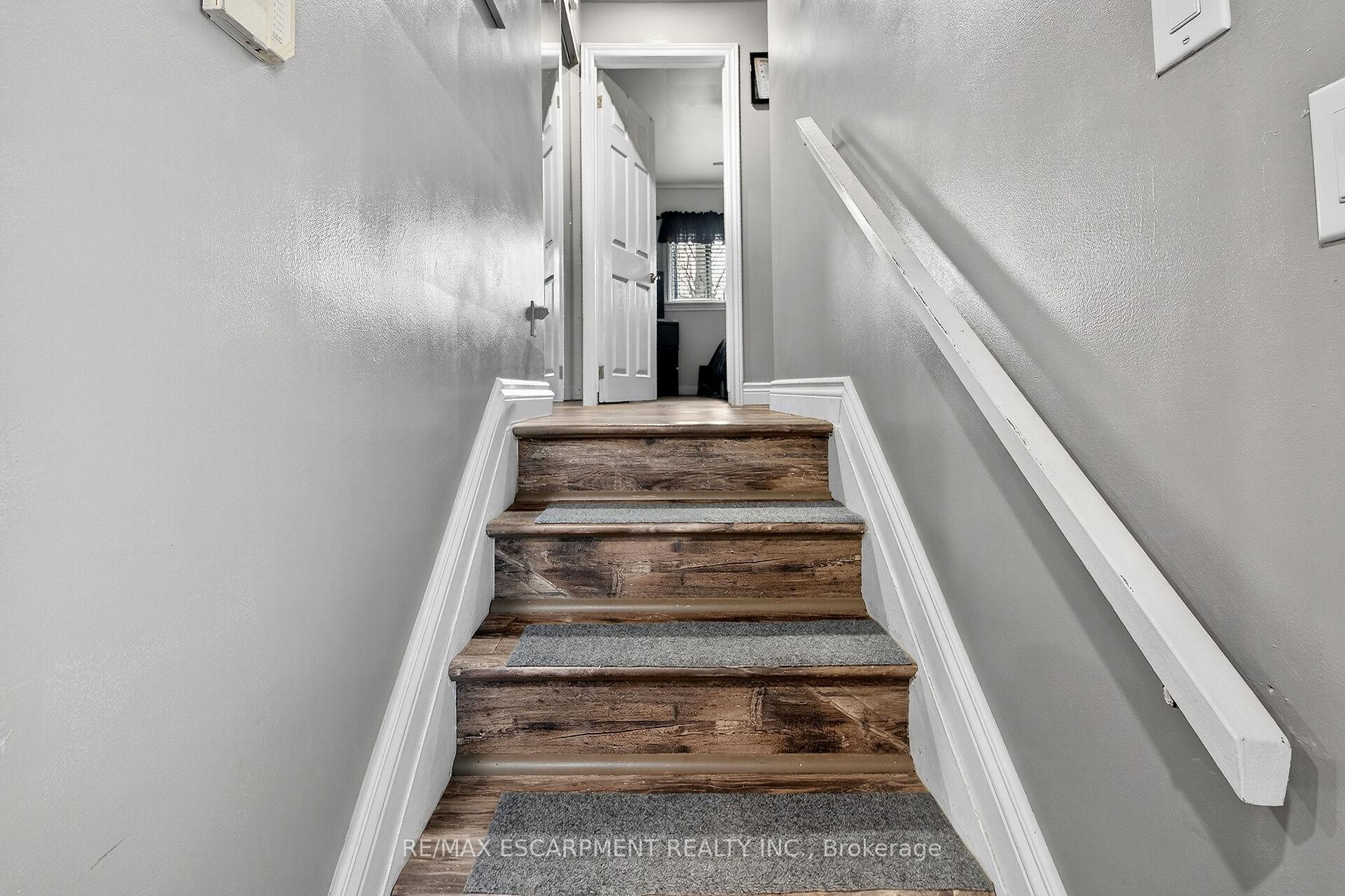 Photo 24 of 1597 Trinity Church Road, Hamilton, Rural Glanbrook — HOMEH