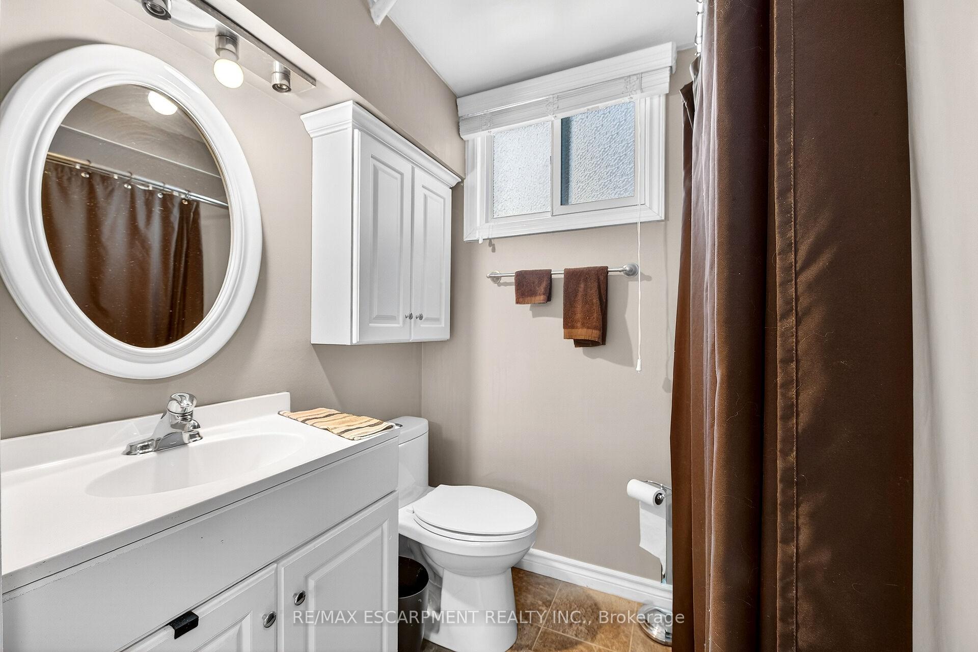 Photo 33 of 1597 Trinity Church Road, Hamilton, Rural Glanbrook — HOMEH