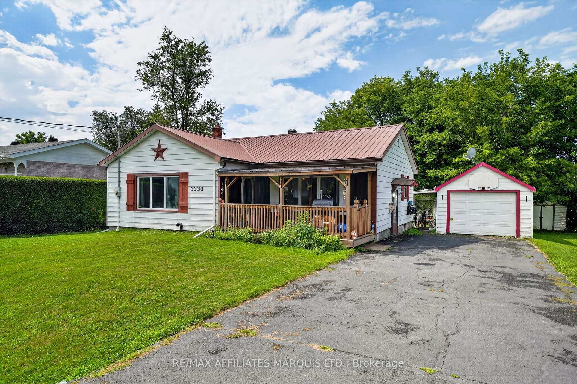 Photo 2 of 3330 Poirier Avenue, Cornwall, Cornwall — HOMEH
