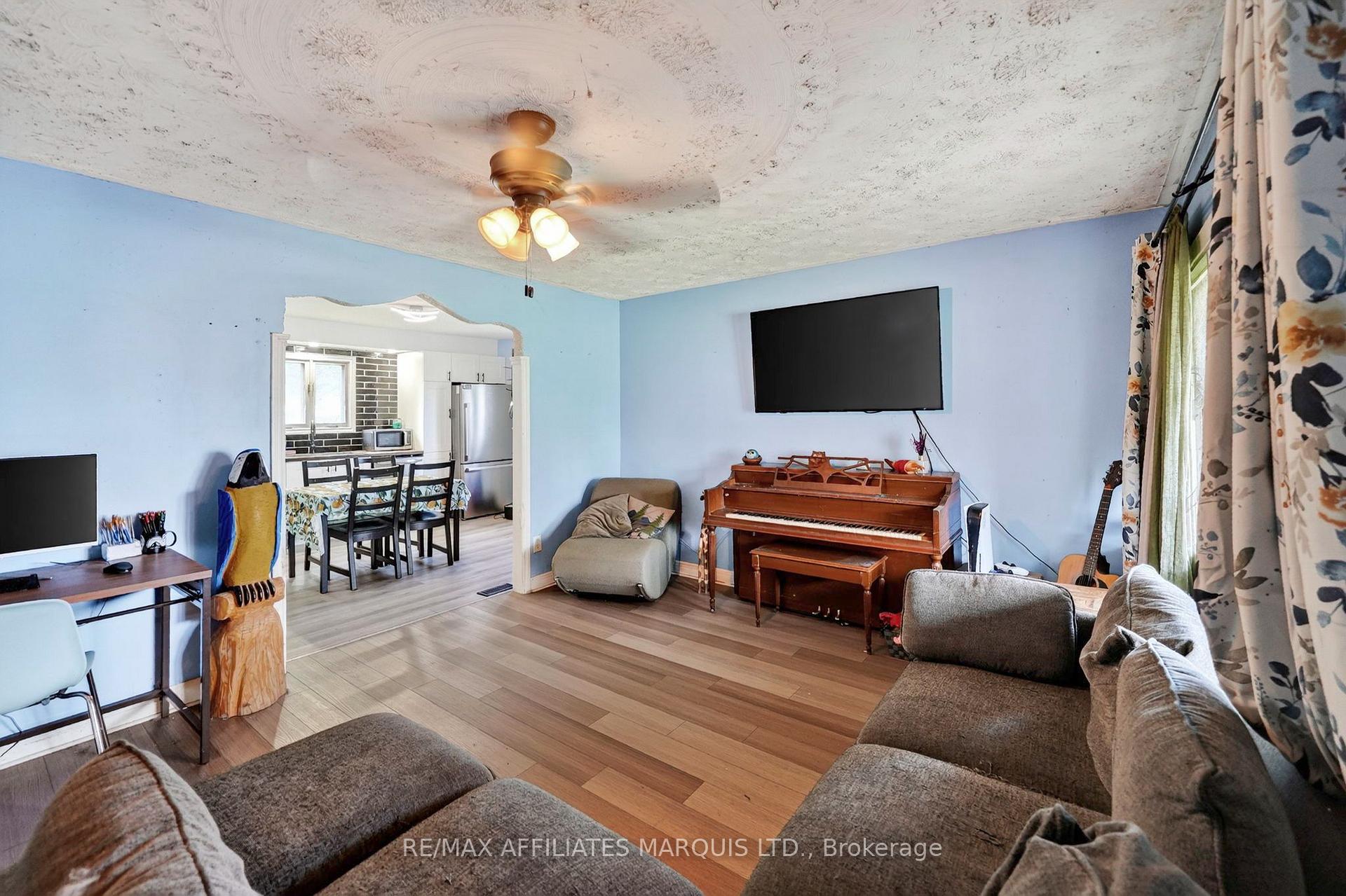 Photo 9 of 3330 Poirier Avenue, Cornwall, Cornwall — HOMEH