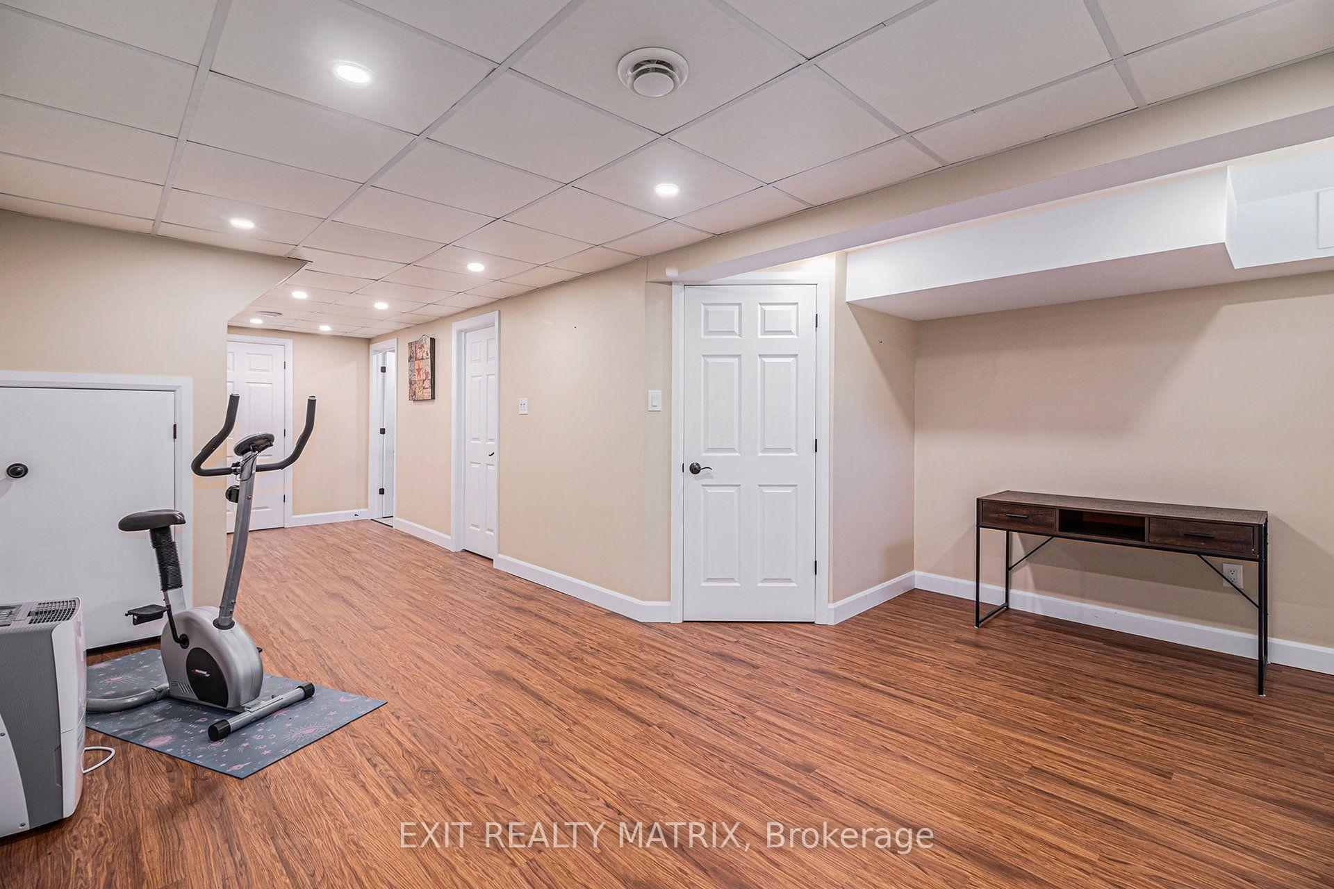 Photo 11 of 1432 Deavy Way, Ottawa, Bilberry Creek/Queenswood Heights — HOMEH