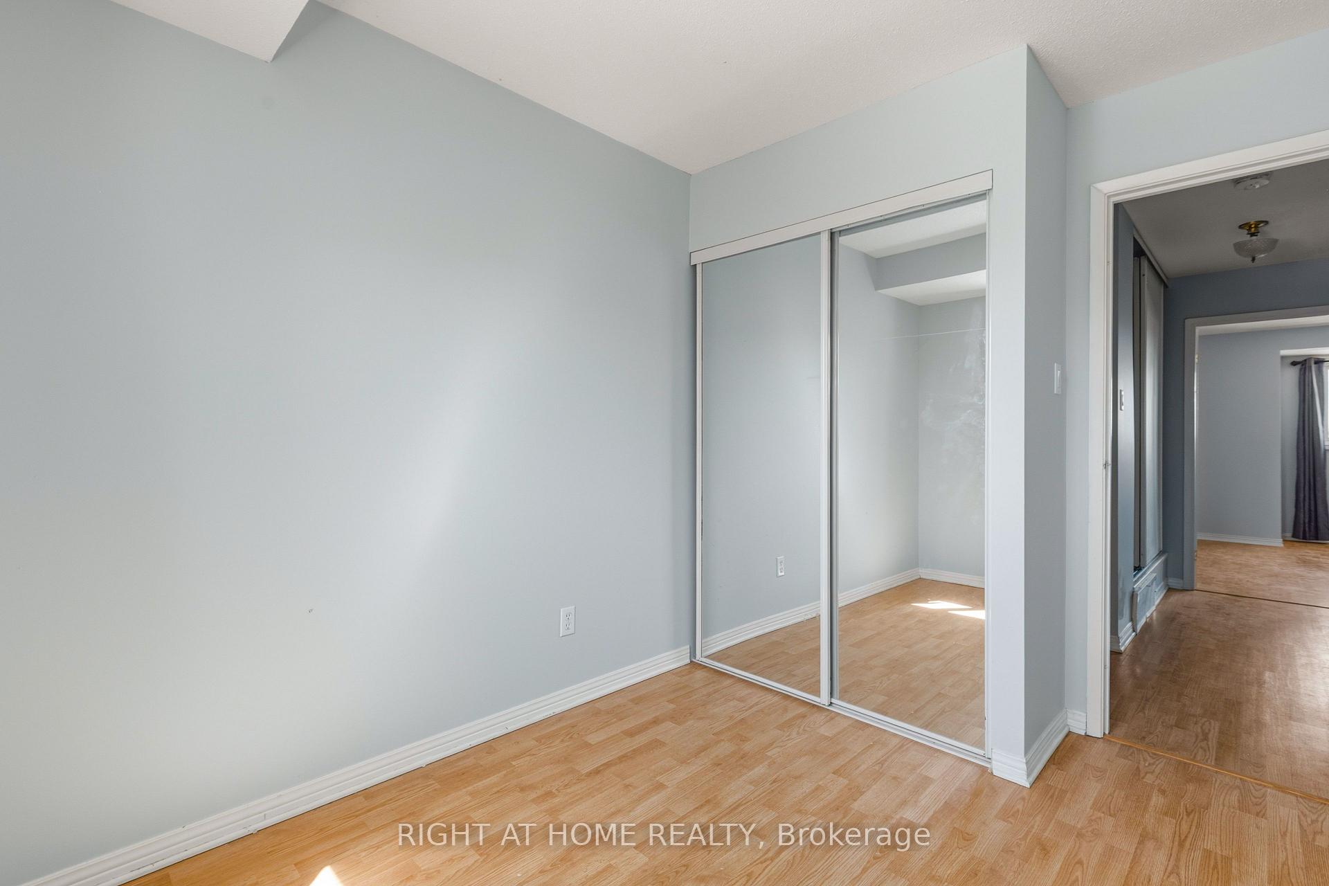 Photo 16 of 4338 Meadowvale Lane, Ottawa, Pineview — HOMEH